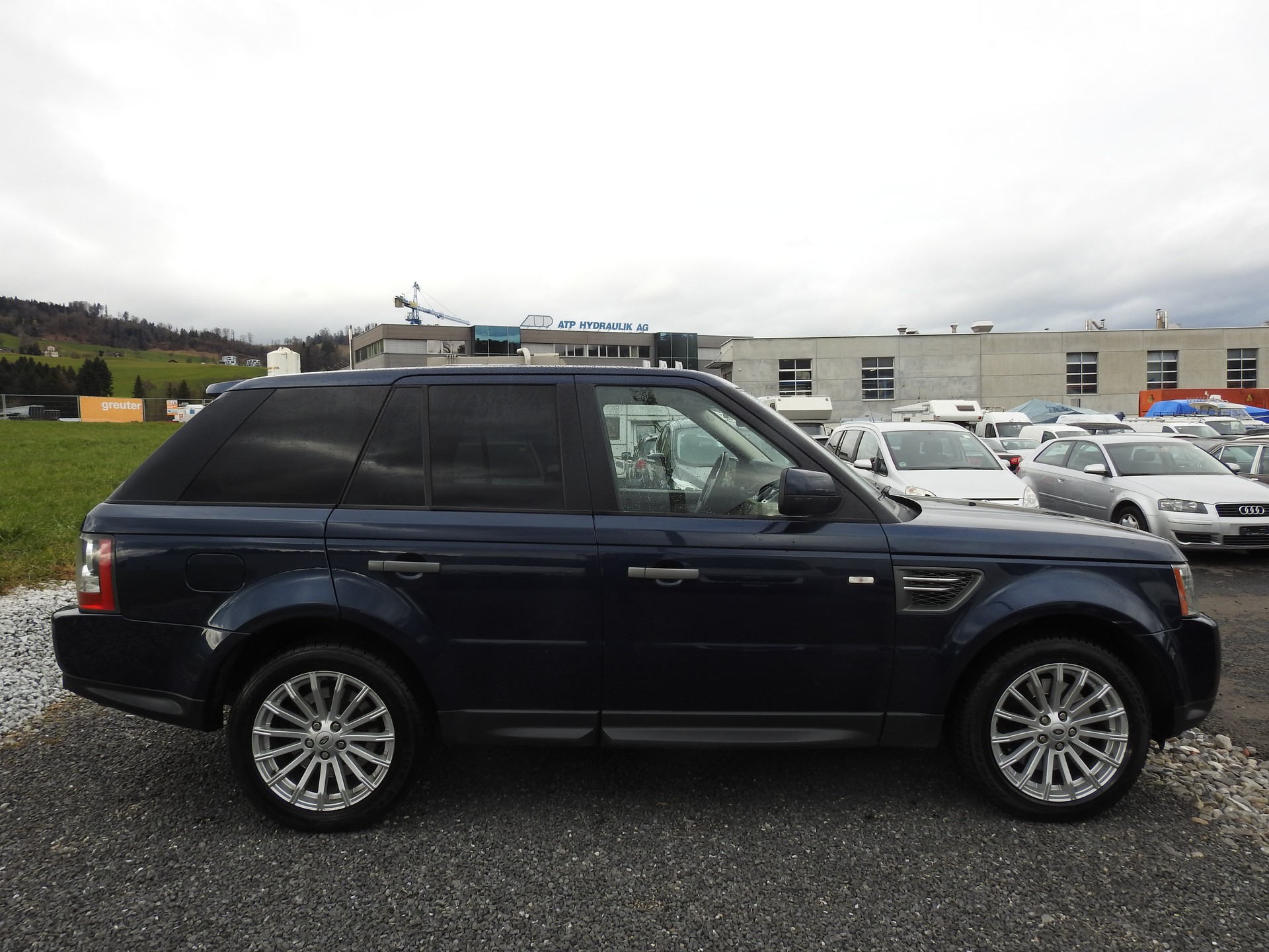 LAND ROVER Range Rover Sport 3.0 TDV6 HSE Automatic-image-6