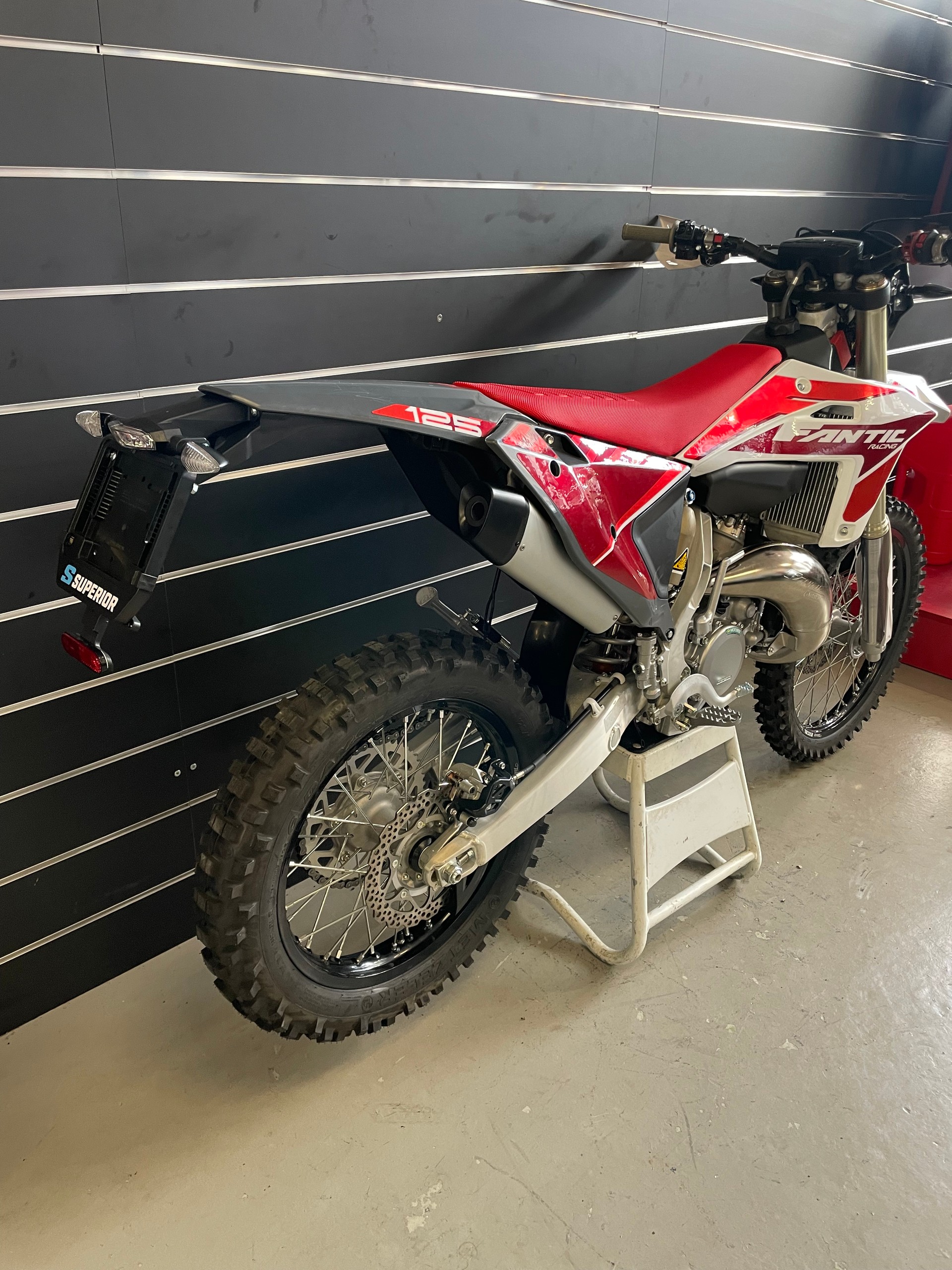 FANTIC XE 125-showroom-element-3