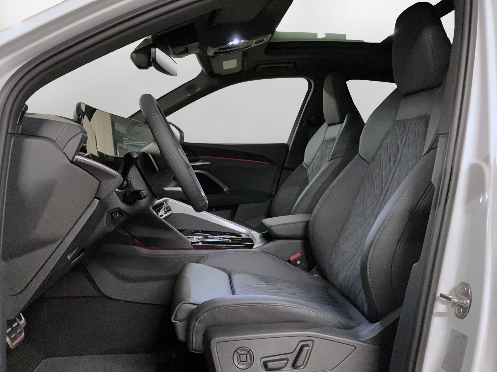 AUDI Q5 TFSI quatto 150 kW S-tronic-image-9