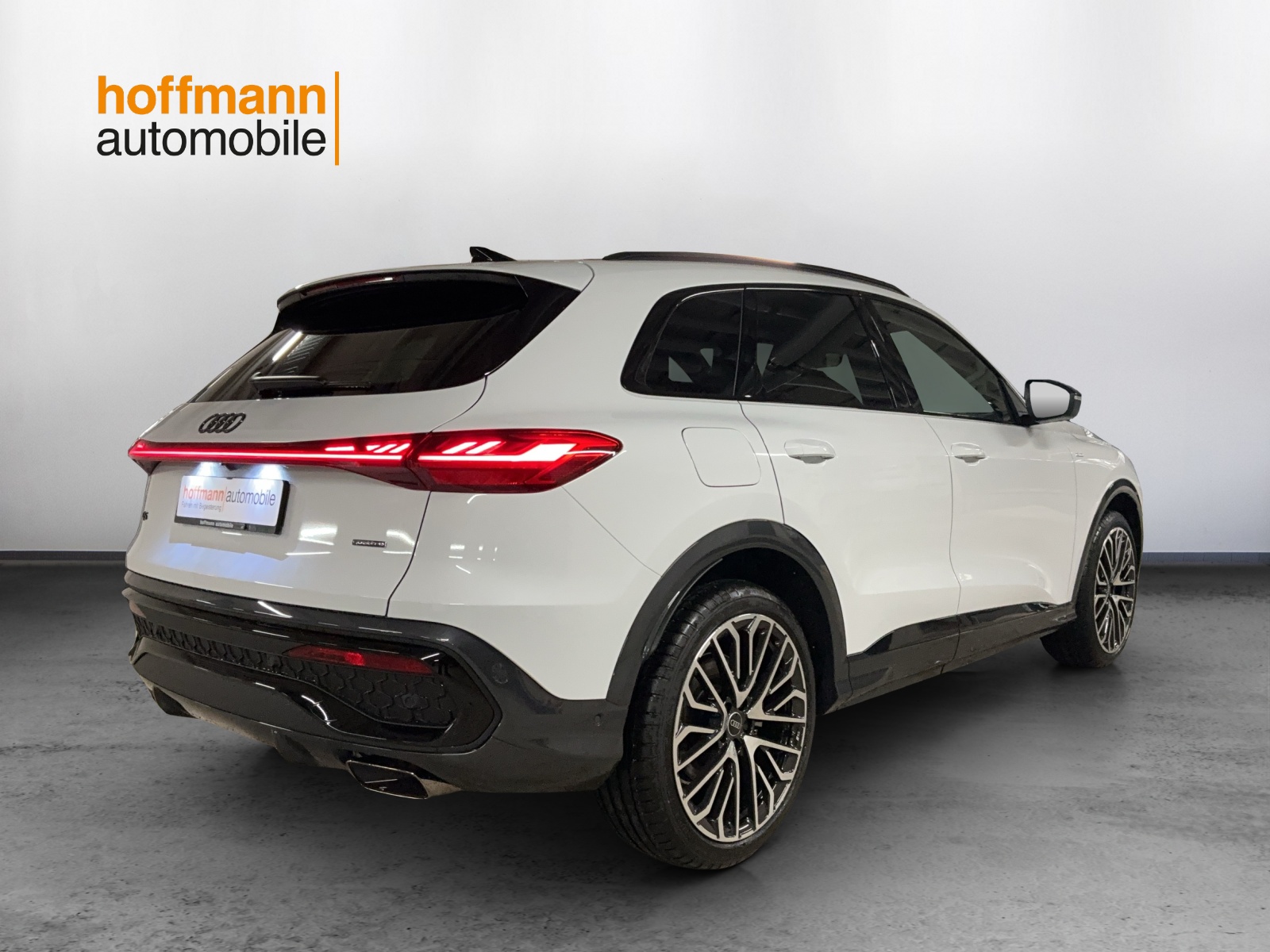 AUDI Q5 TFSI quatto 150 kW S-tronic-image-3