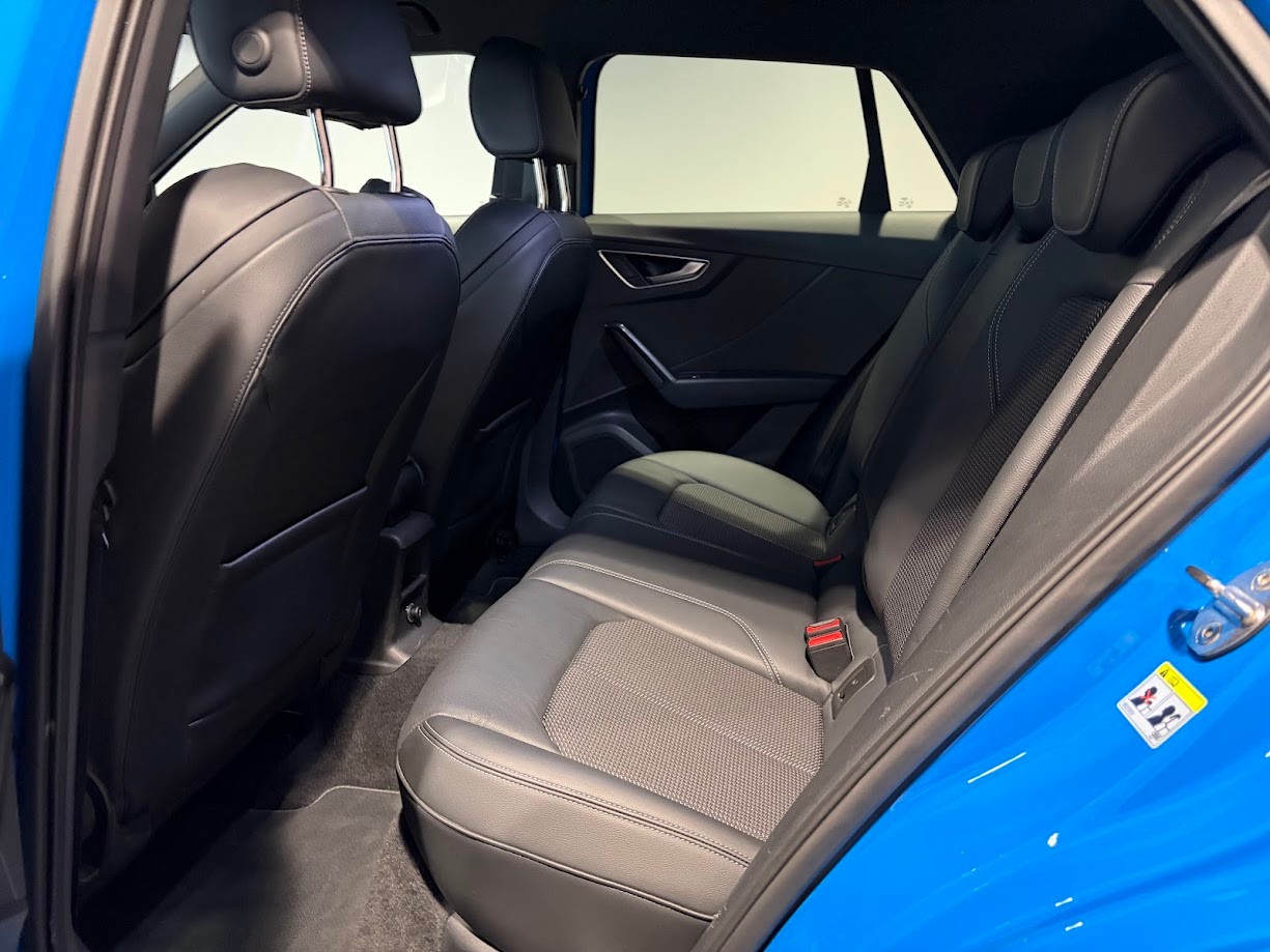 AUDI Q2 40 TFSI S line Attraction quattro S-tronic-image-4