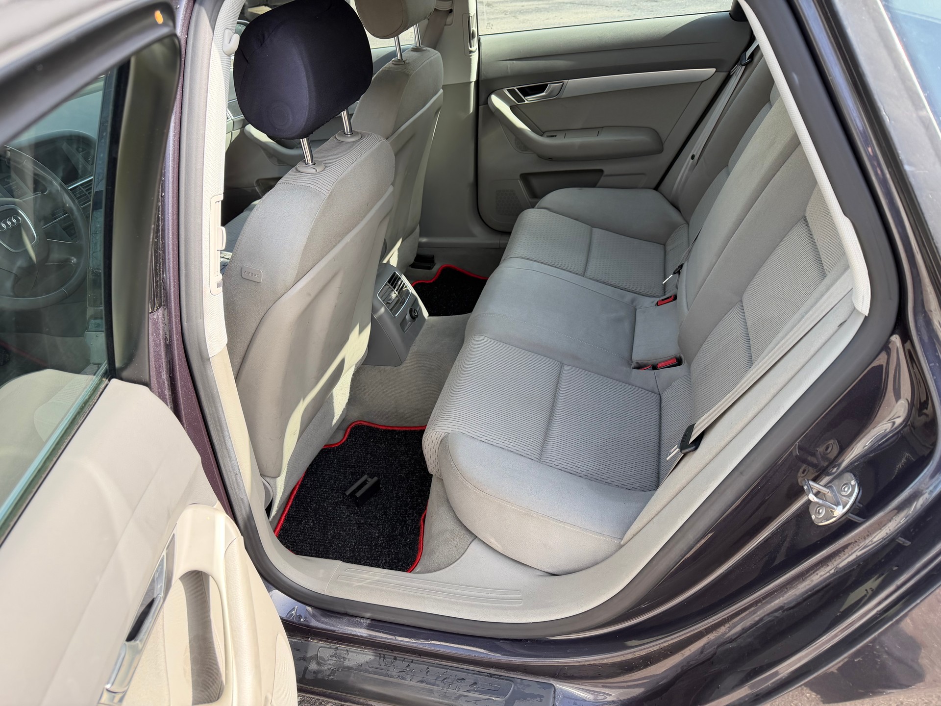 AUDI A6 Limousine 3.0 V6 TDI quattro-image-7