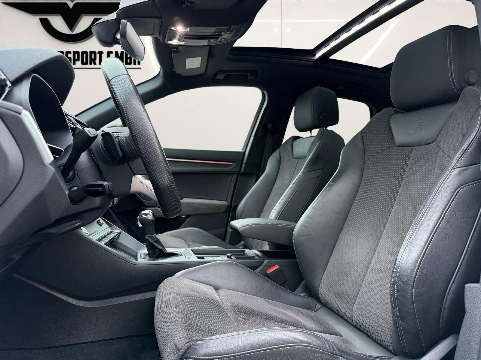 AUDI Q3 45 TFSI S line quattro S-tronic-image-14