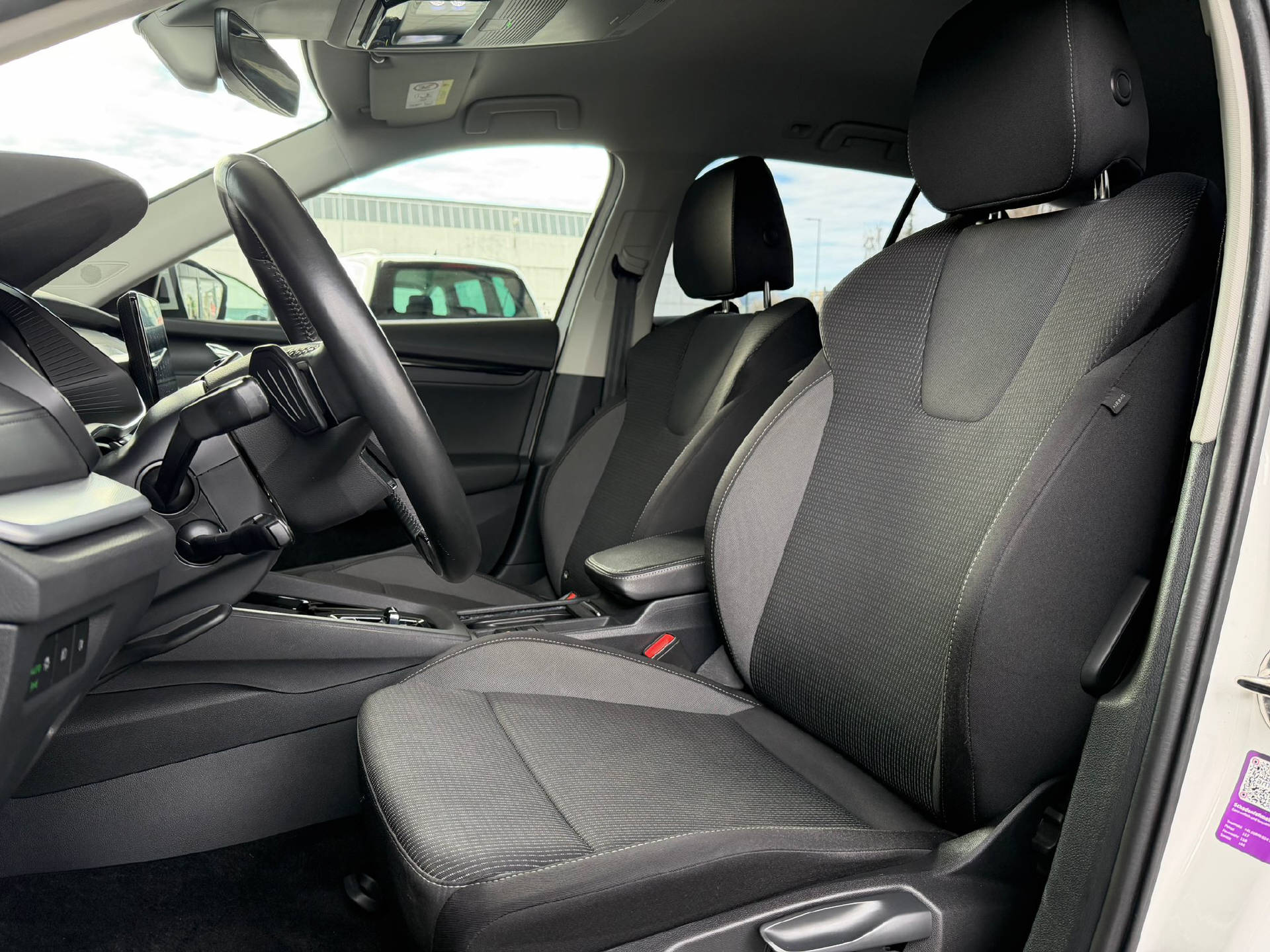 SKODA Octavia Combi 1.0 TSI Ambition DSG-image-5