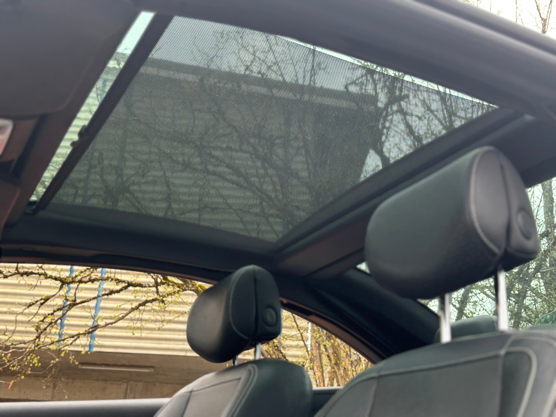 RENAULT Mégane CC 2.0 16V Dynamique CVT-image-11