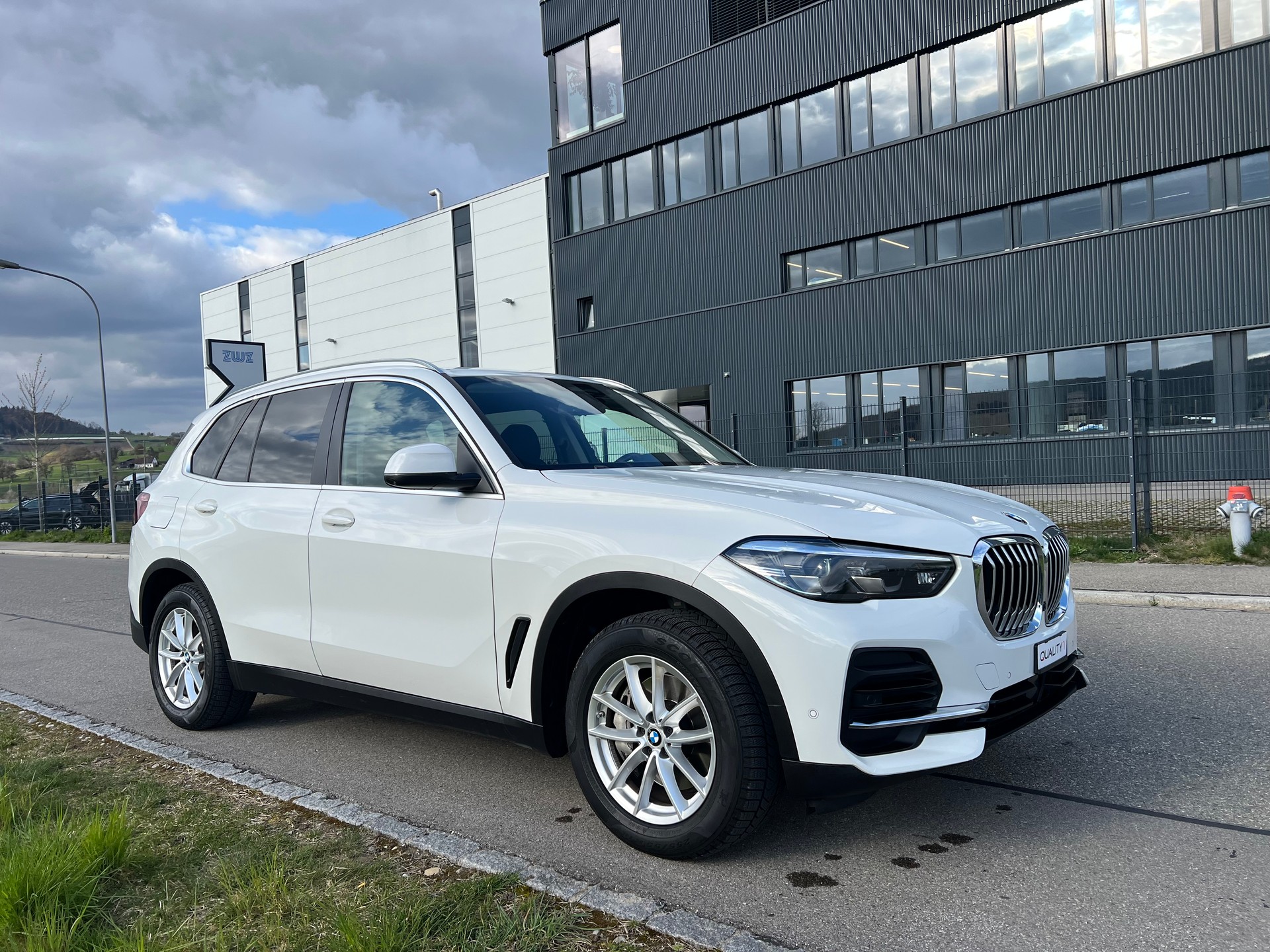 BMW X5 xDrive 48V 30d Steptronic-360°-Kamera-image-5