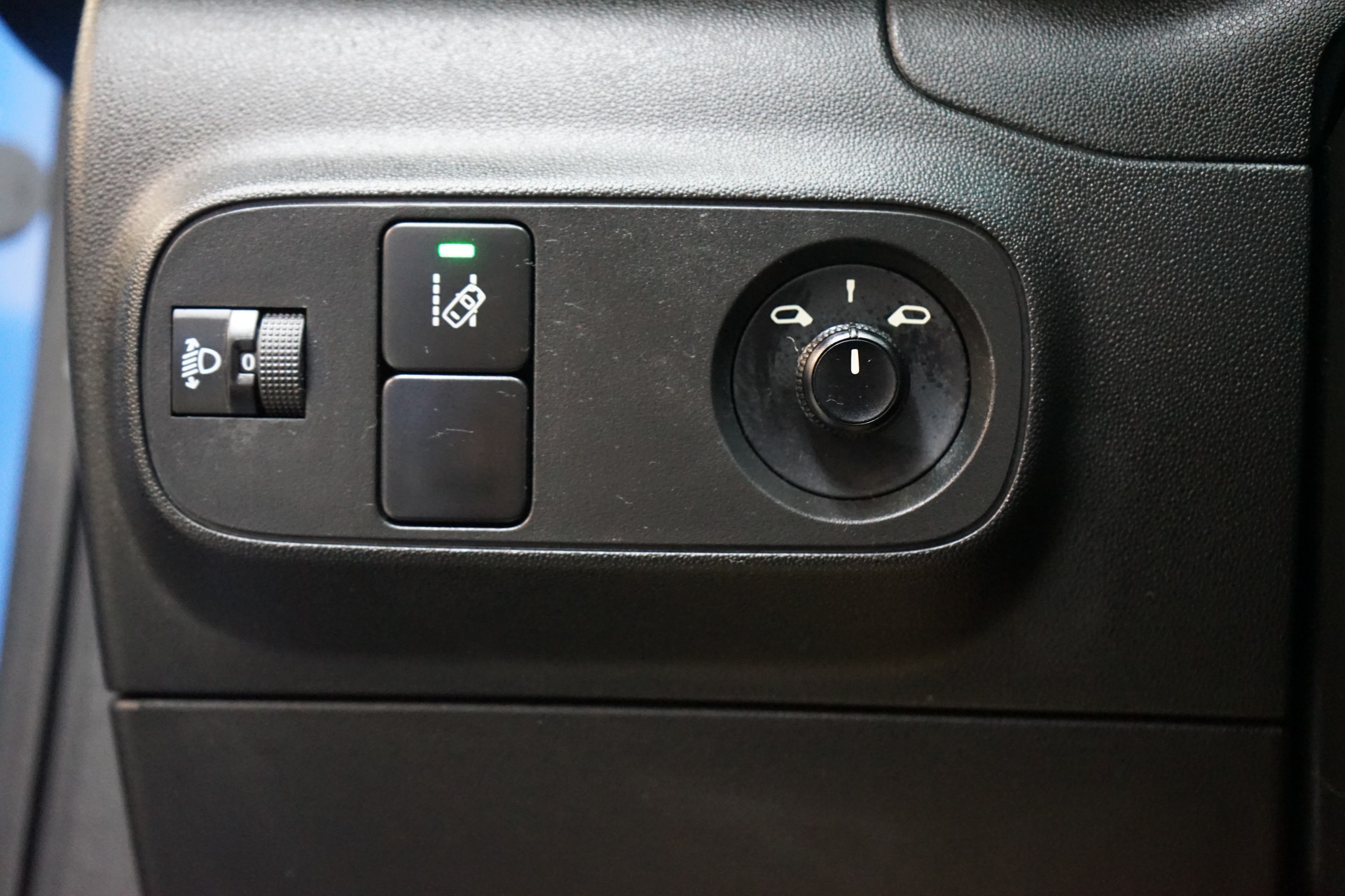 CITROEN C3 1.2i PureTech Shine-image-17