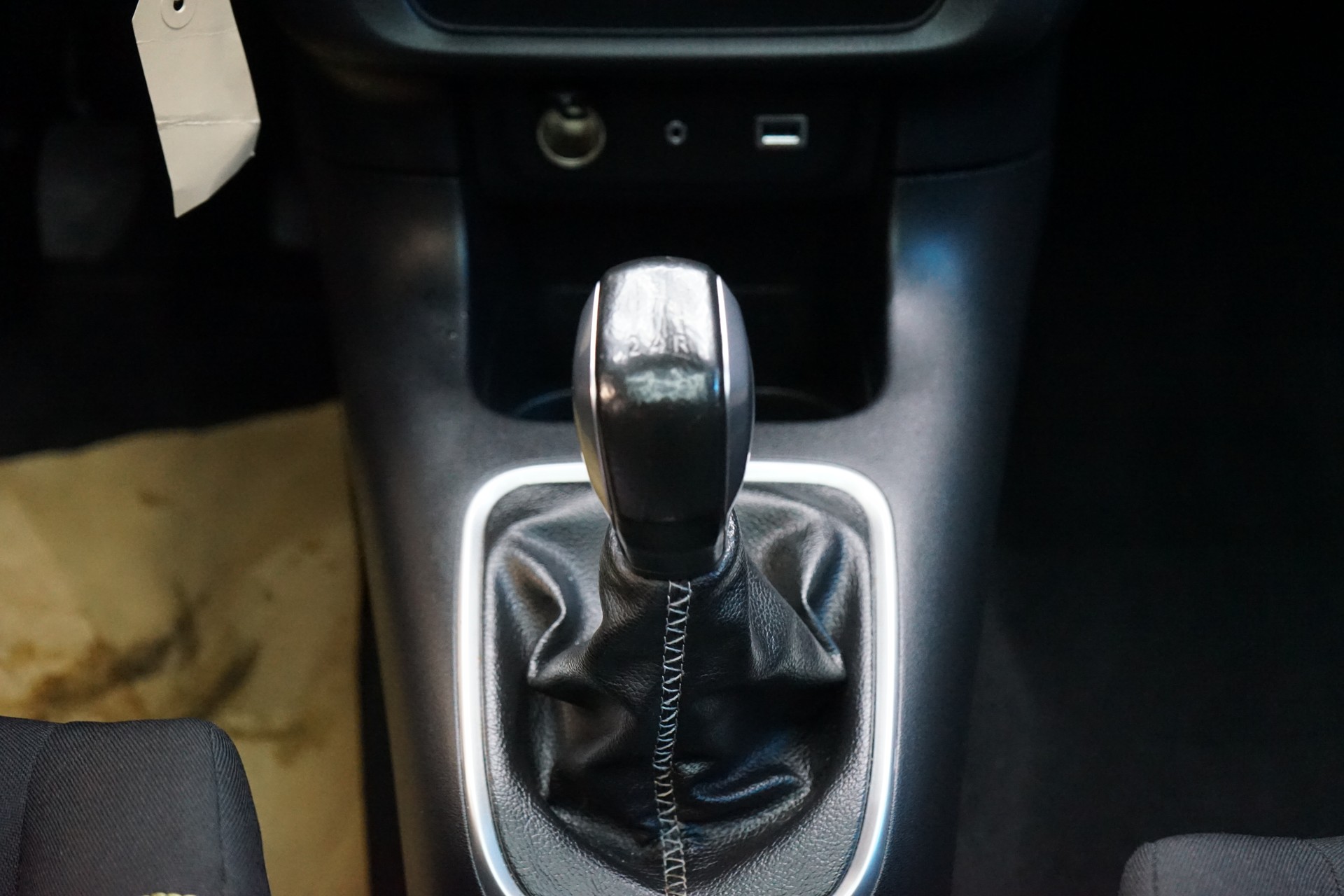 CITROEN C3 1.2i PureTech Shine-image-11