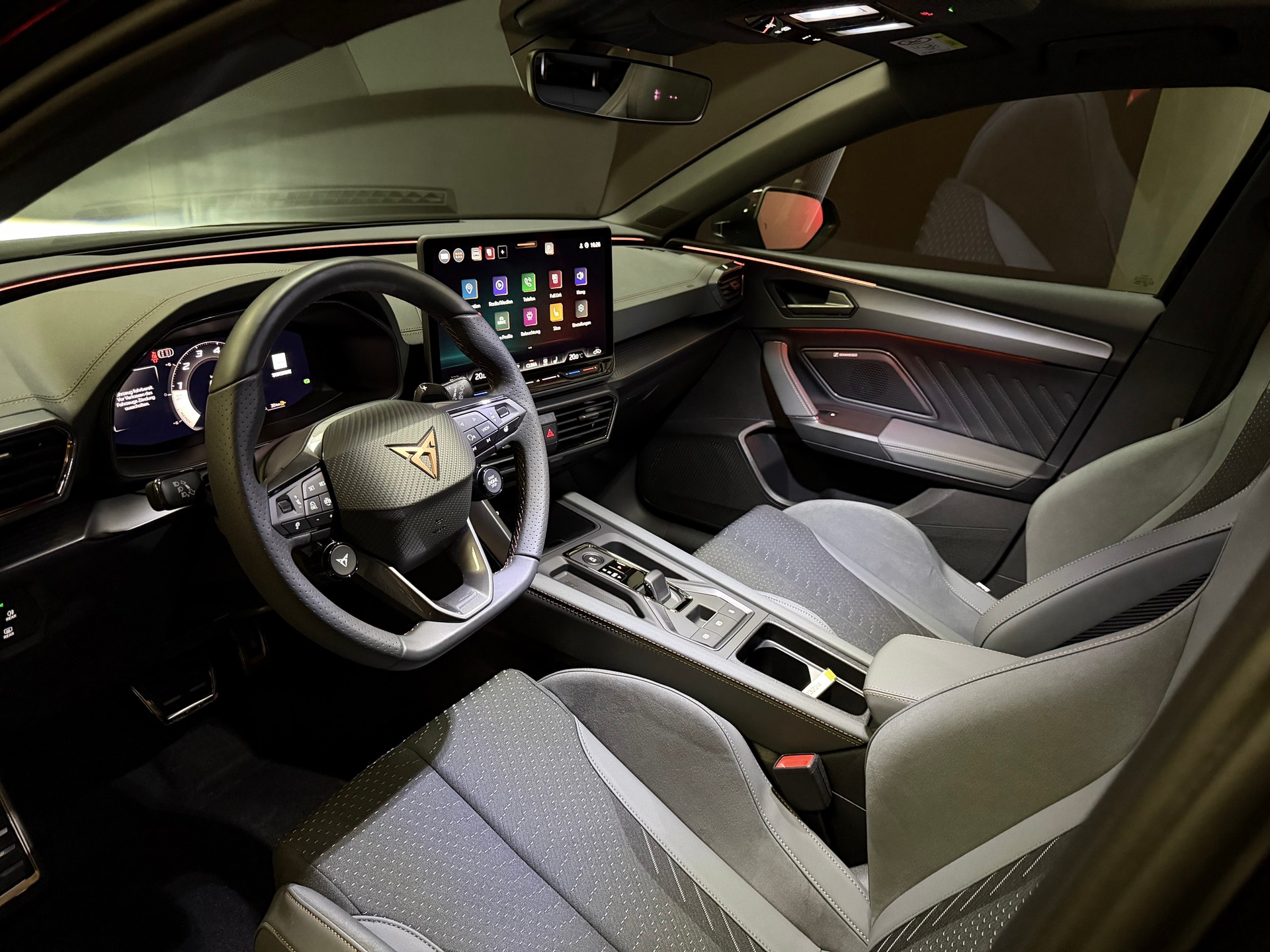 CUPRA LEON ST 2.0 TSI Extreme DSG 4Drive-image-18