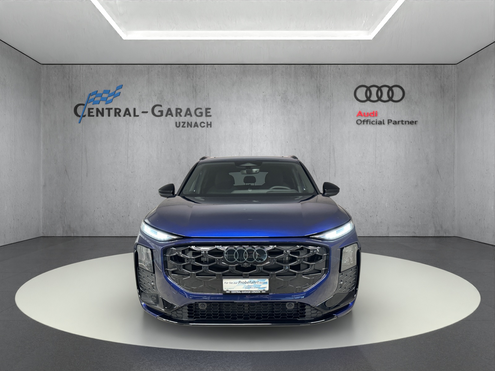 AUDI Q3 SUV TFSI quattro 195 kW S tronic-image-1