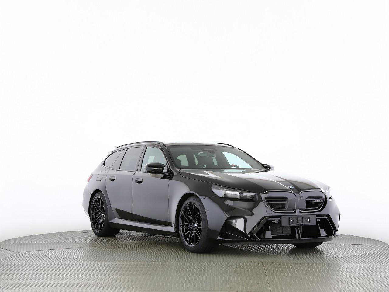 BMW M5 xDrive Touring-image-20