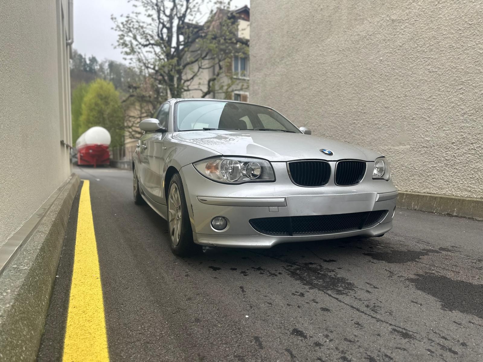 BMW 120i-image-3