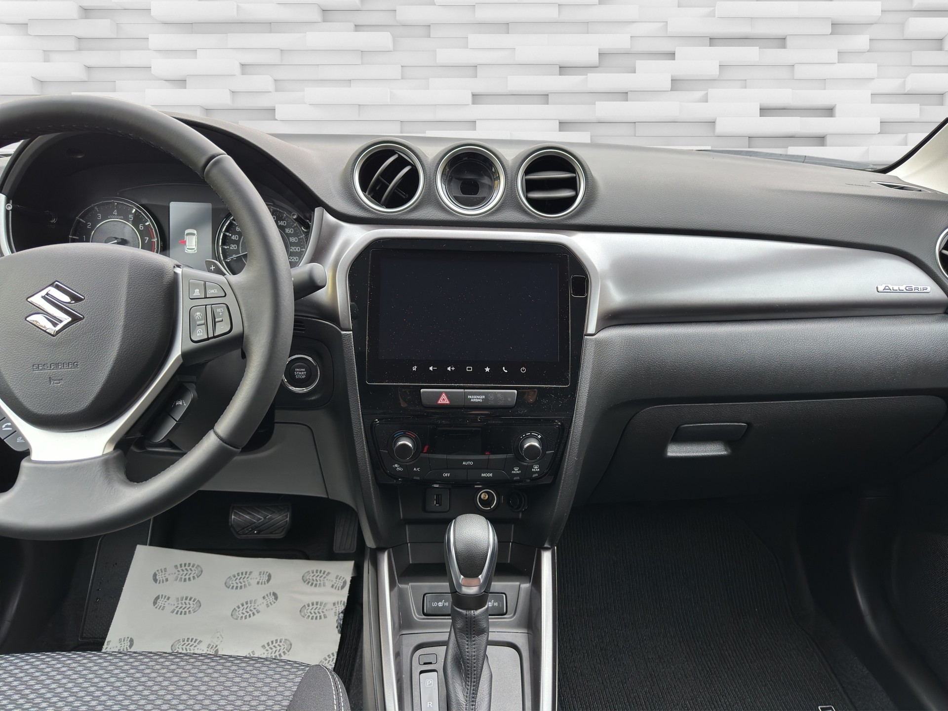 SUZUKI Vitara 1.4 Boosterjet Sakura 4x4 Hybrid Automatic-image-7