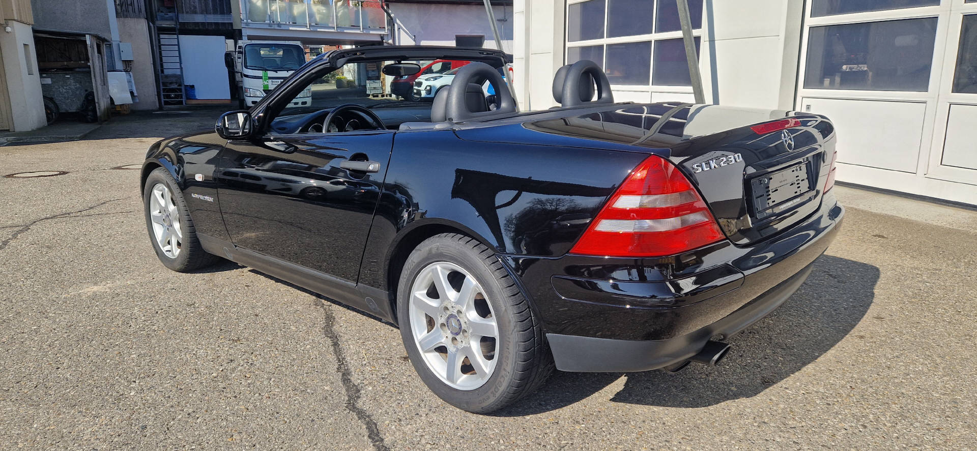 MERCEDES-BENZ SLK-image-12
