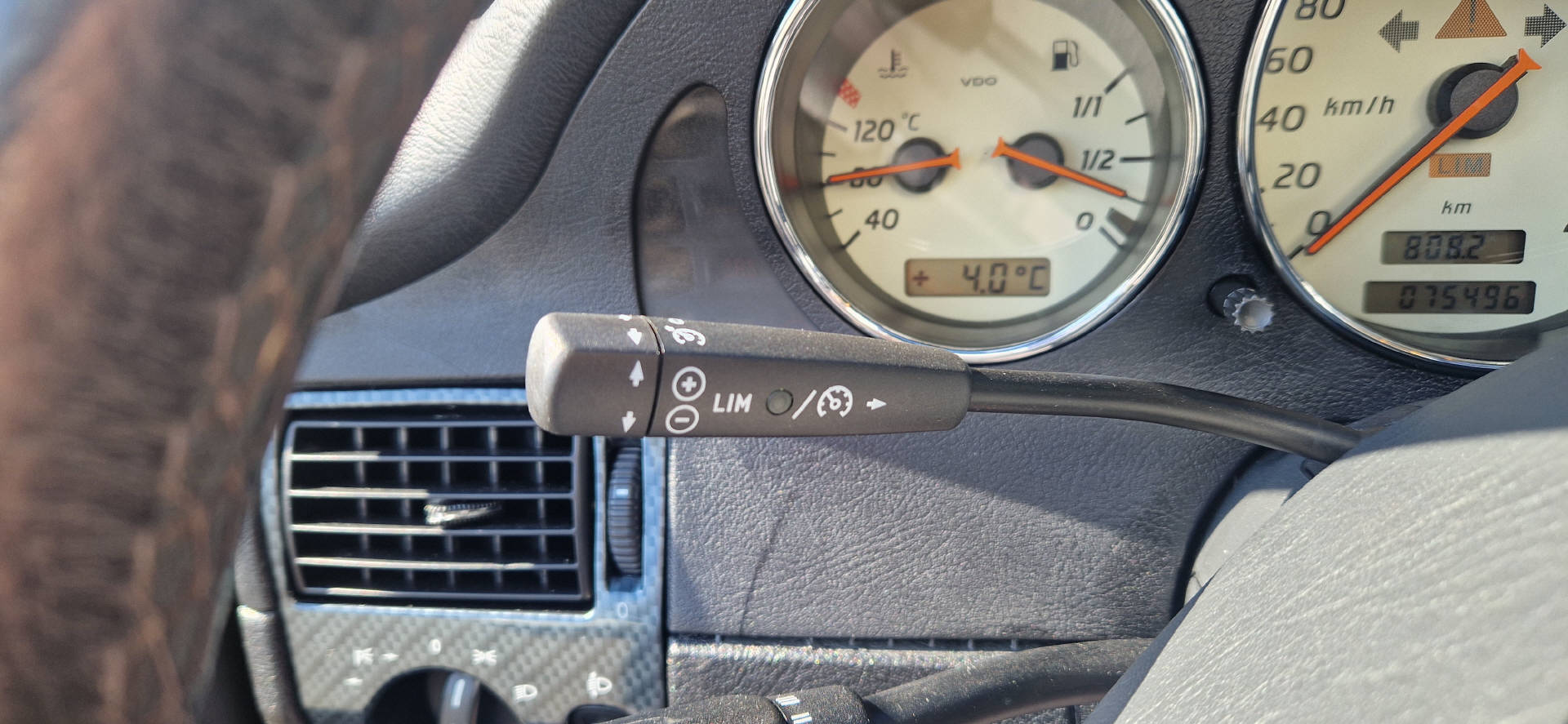 MERCEDES-BENZ SLK-image-10