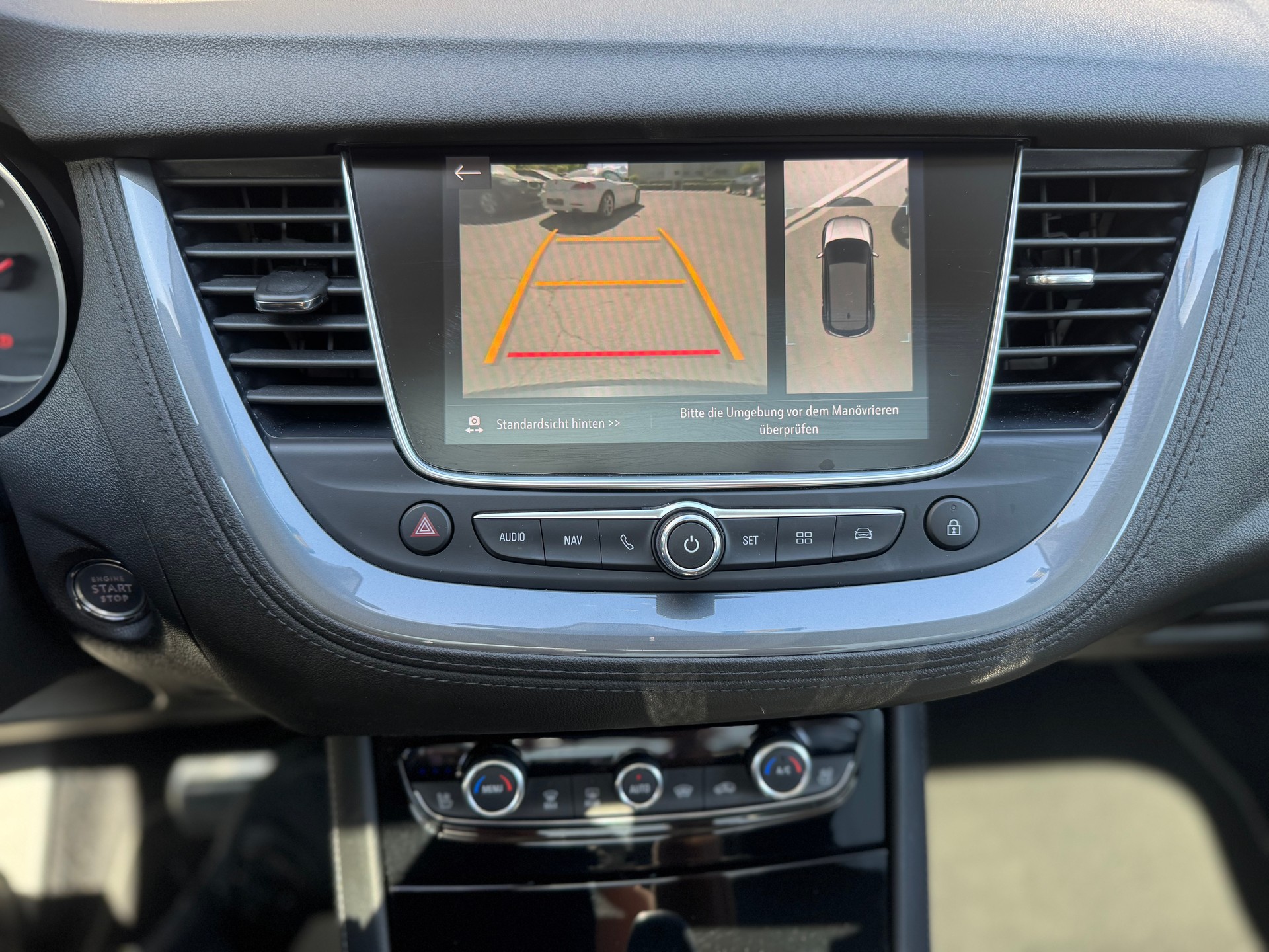 OPEL Grandland X 1.2i TP Ultimate Automatik-image-9