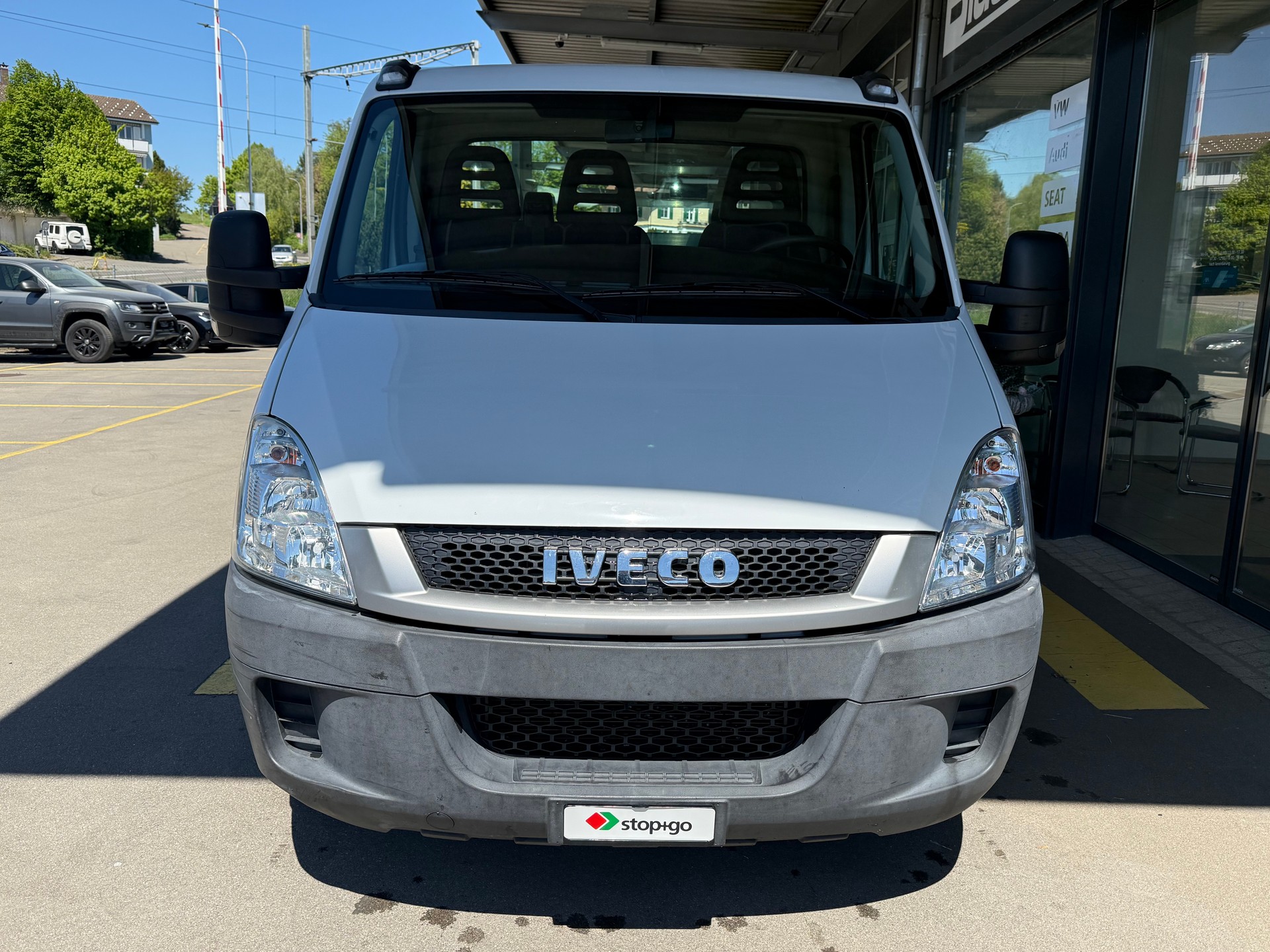 IVECO 35 C 15-image-1