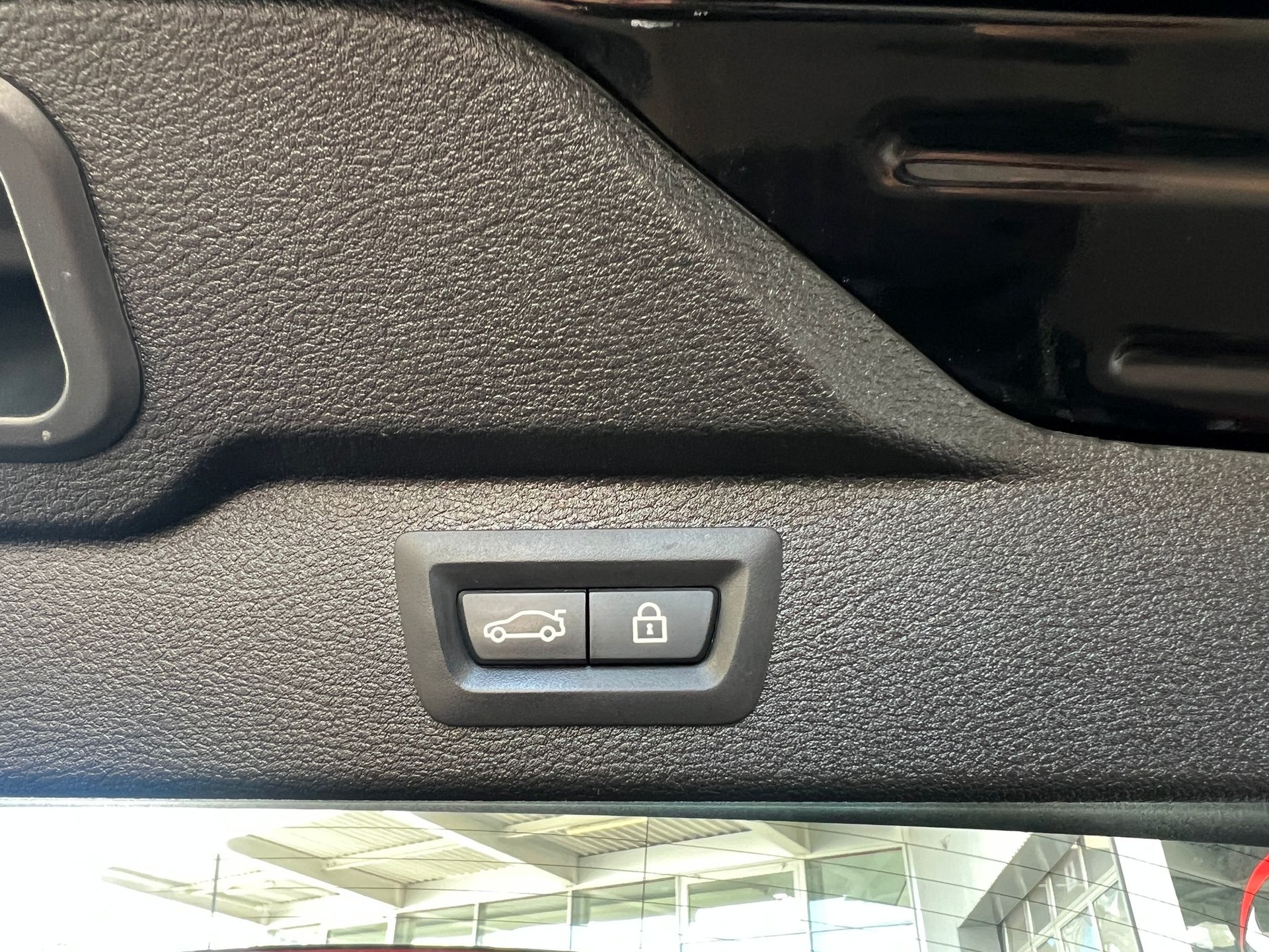 BMW X5 xDrive 25d Steptronic-image-17