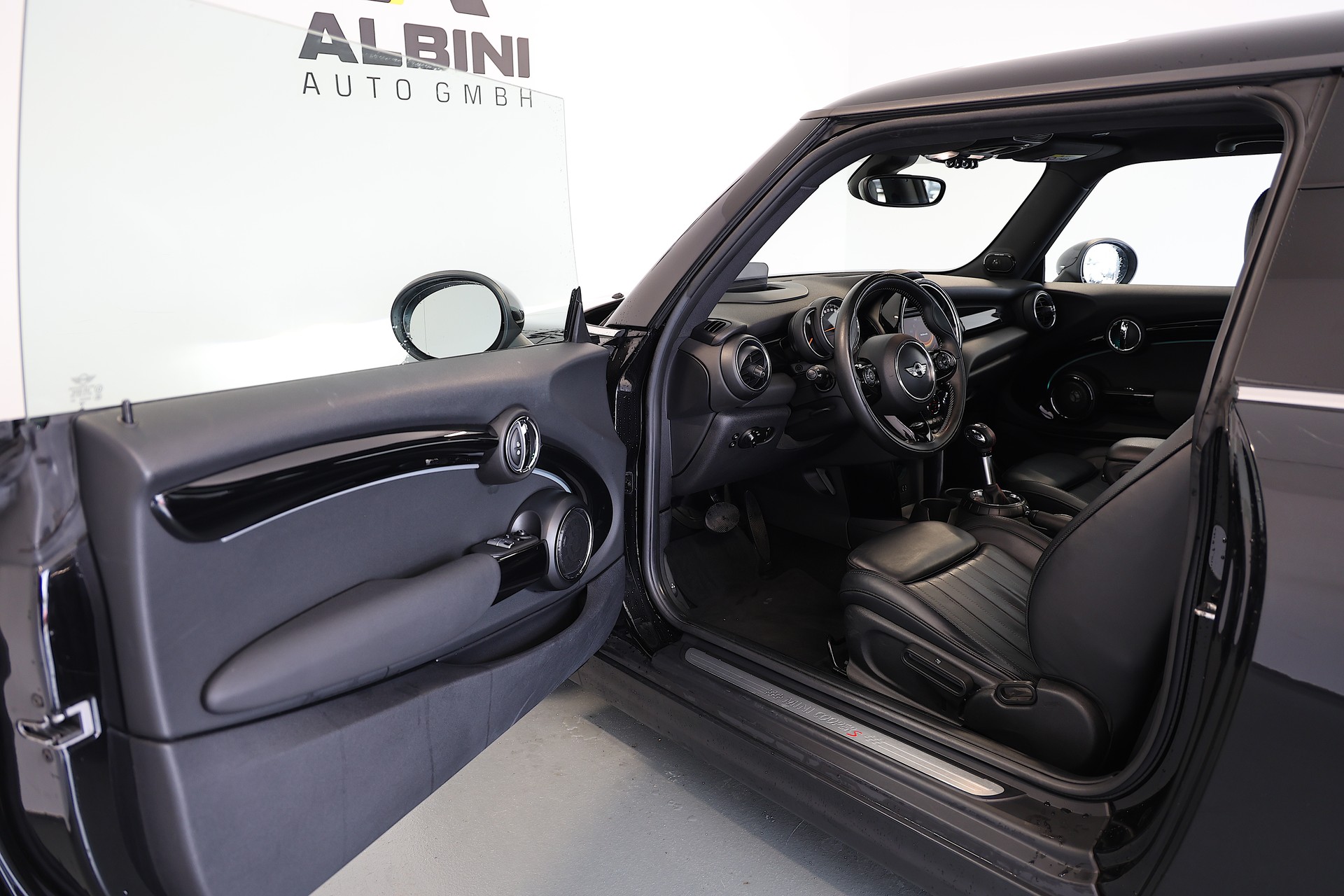MINI Cooper S Steptronic-image-5