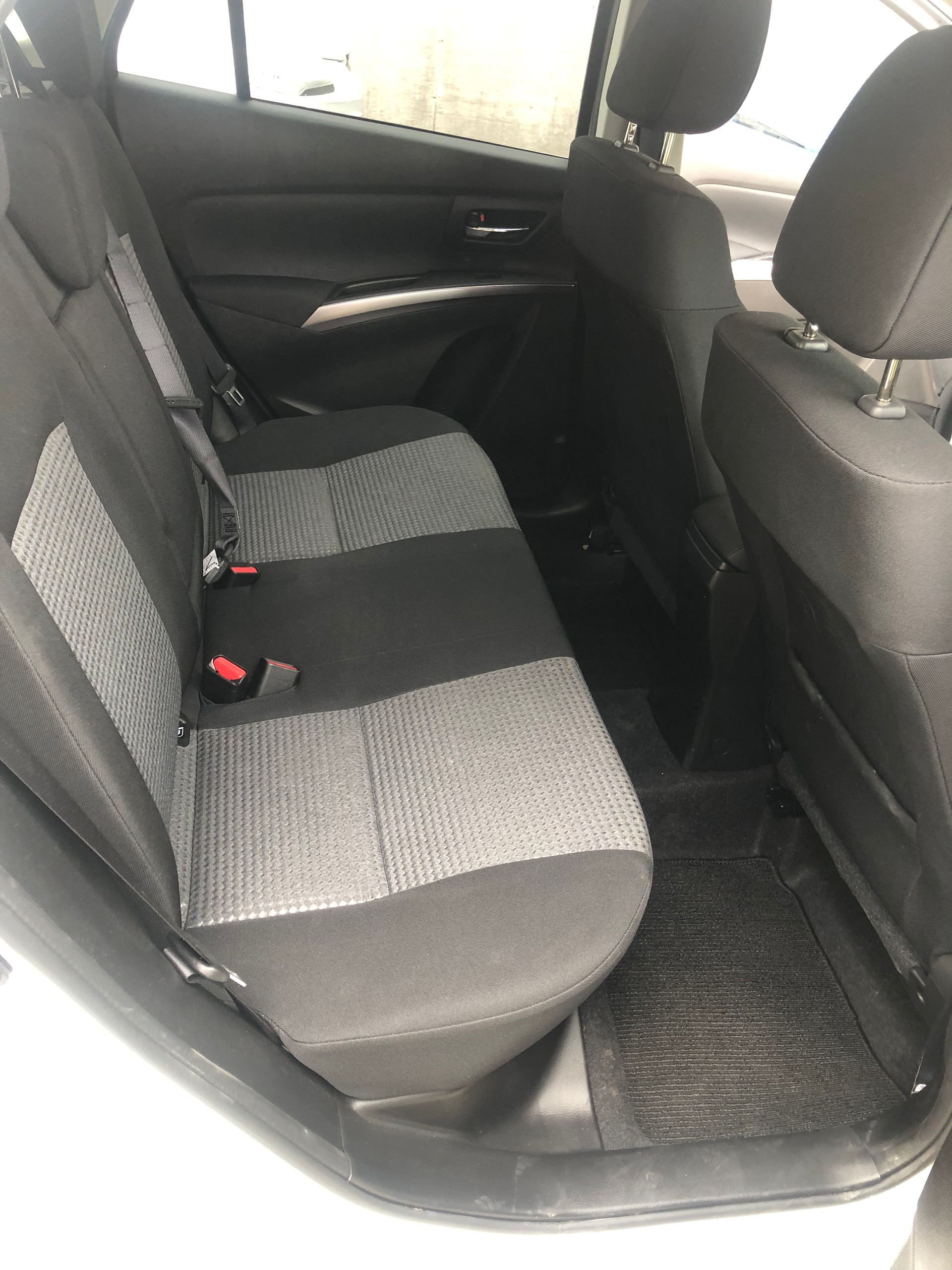 SUZUKI S-Cross 1.4 16V Compact+ MHD 4WD Automatic-image-11