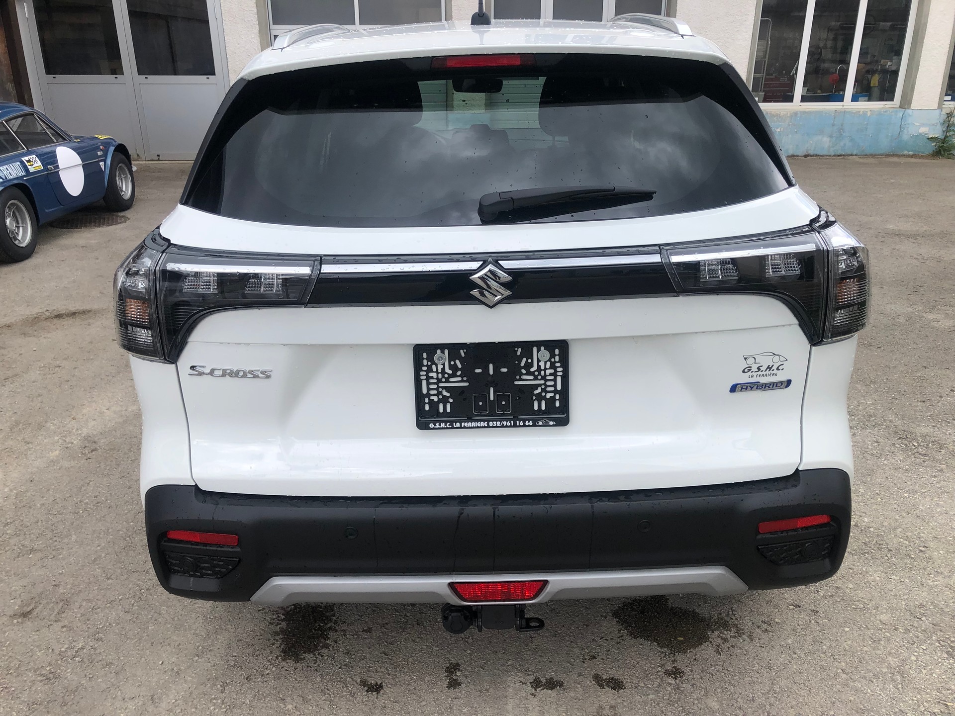 SUZUKI S-Cross 1.4 16V Compact+ MHD 4WD Automatic-image-3