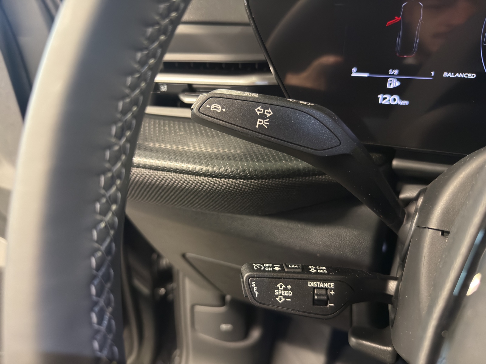 AUDI Q5 TDI quattro 150 kW S-tronic-image-15