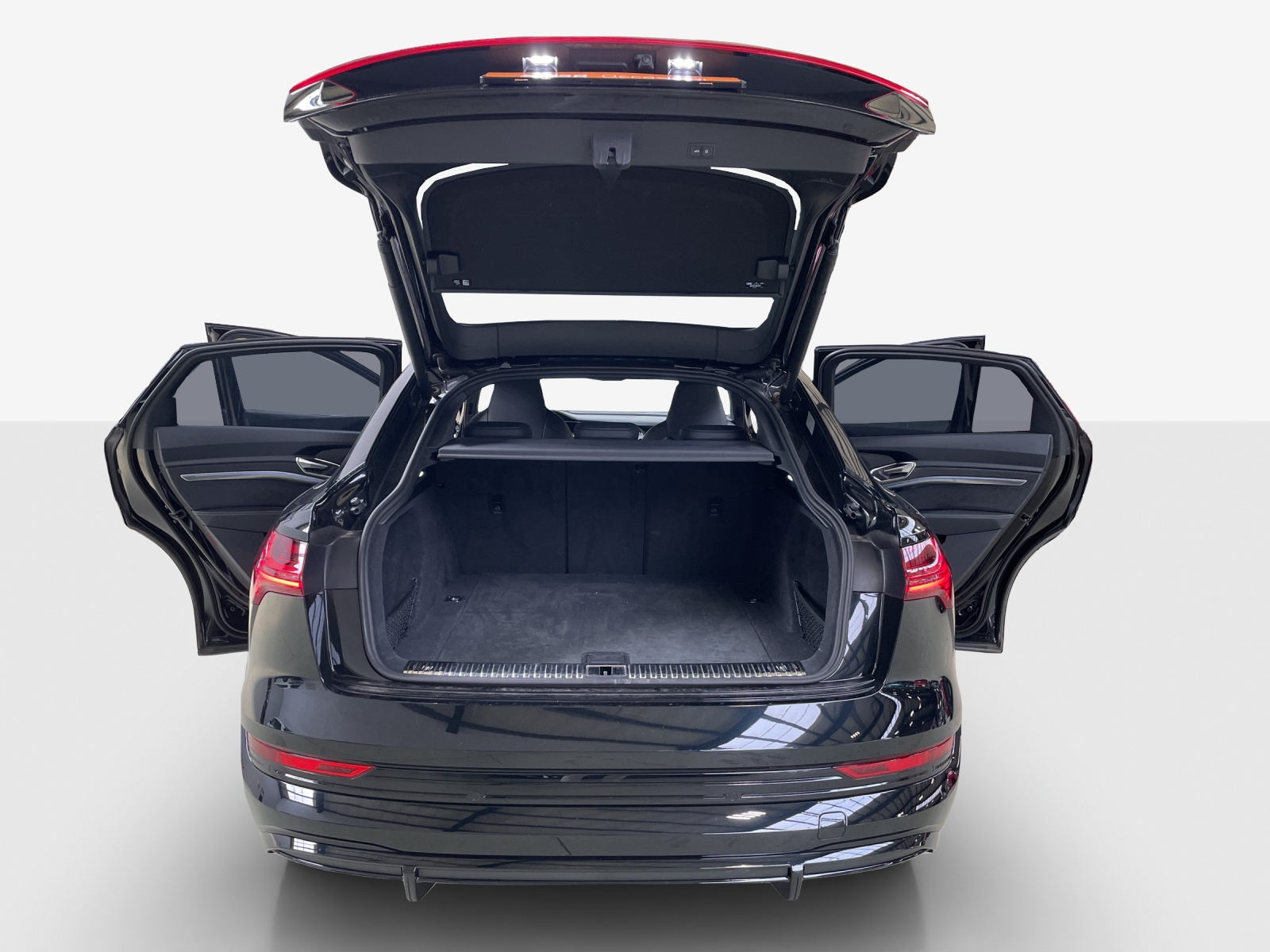 AUDI e-tron S Sportback quattro-image-13