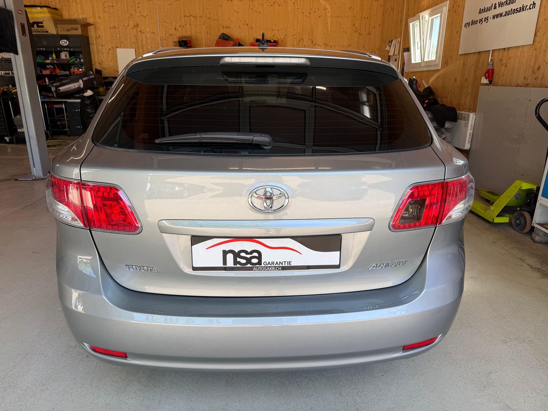 TOYOTA Avensis SW 2.0 Linea Luna Multidrive-image-4