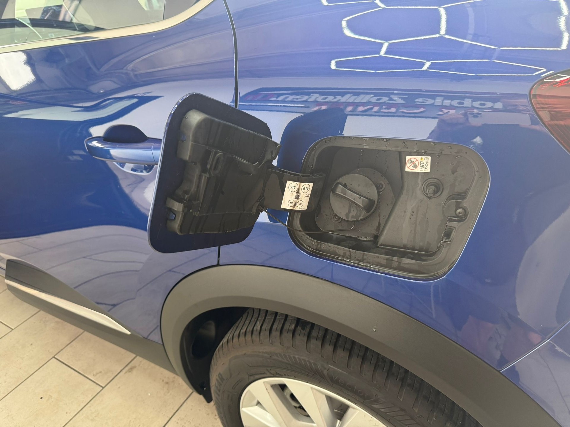 RENAULT Captur 1.6 E-Tech Initiale Paris DHT-image-15