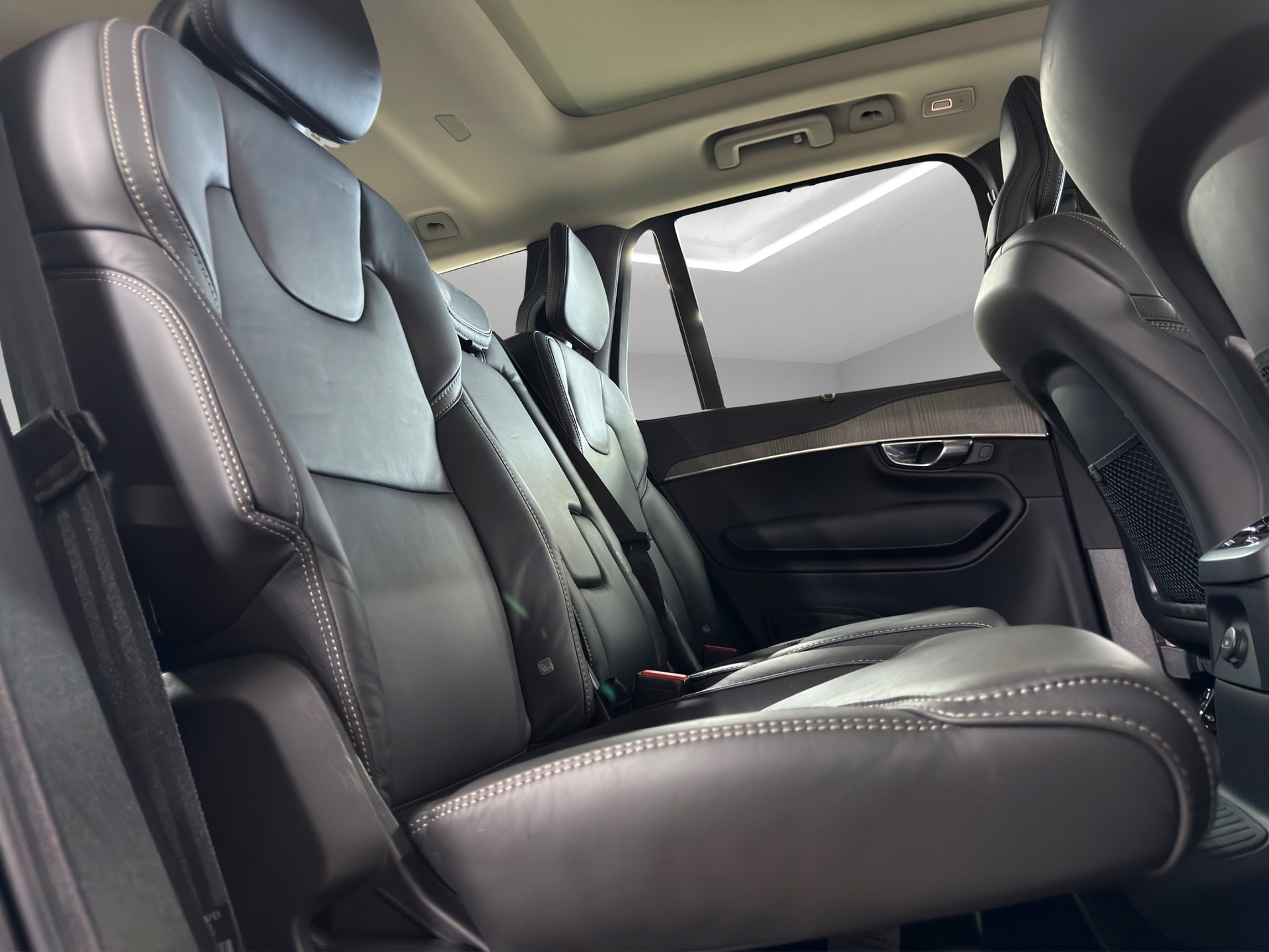 VOLVO XC90 T8 eAWD PluginHybrid Inscription Geartronic-image-15