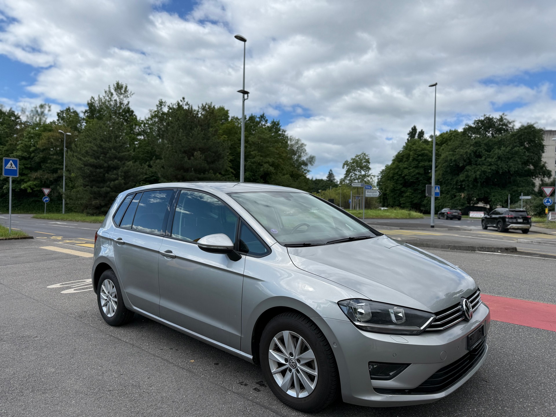 VW Golf Sportsvan 1.4 TSI Comfortline DSG-image-1