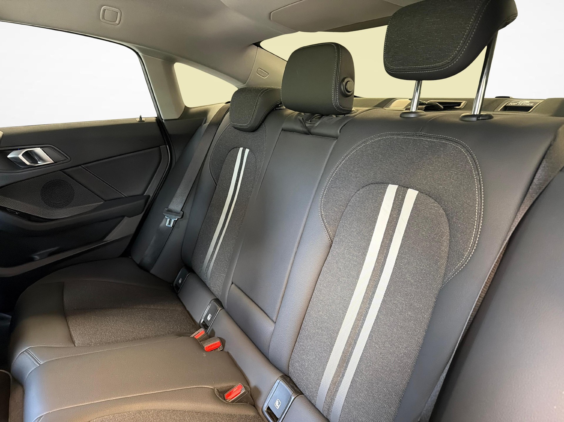 BMW 220i xDrive SAG Gran Coupé-image-19