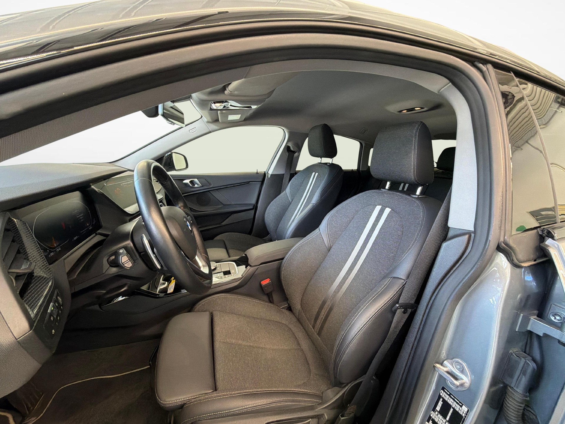BMW 220i xDrive SAG Gran Coupé-image-11