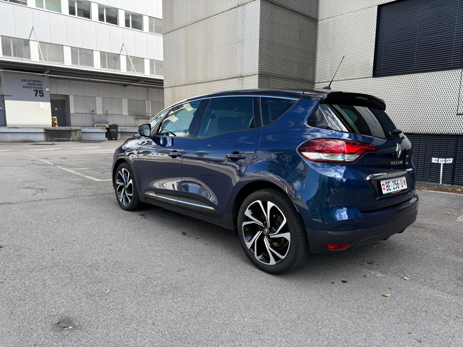 RENAULT Scénic 1.5 dCi Intens EDC-image-2