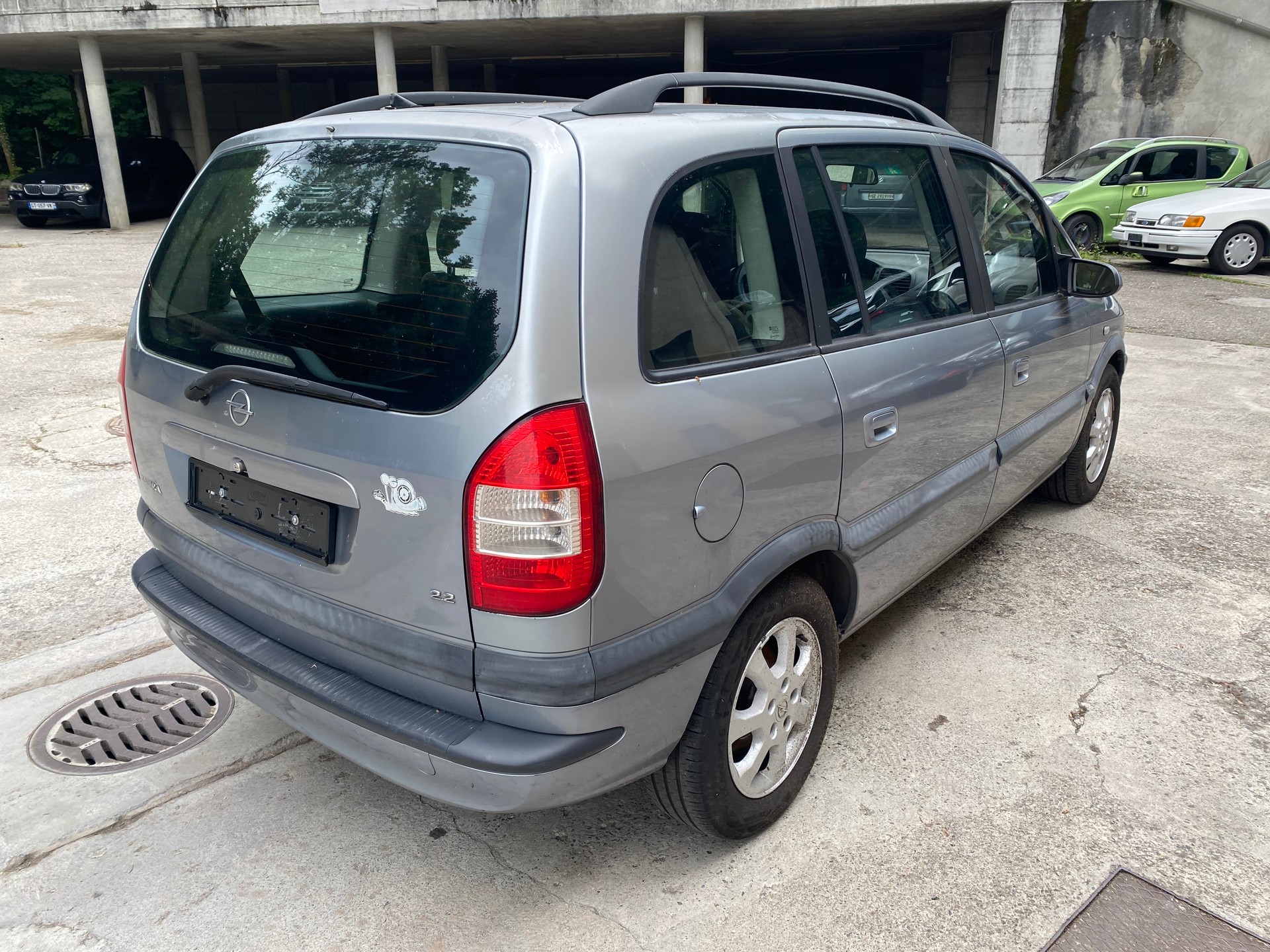 OPEL Zafira 2.2i 16V Comfort-image-2