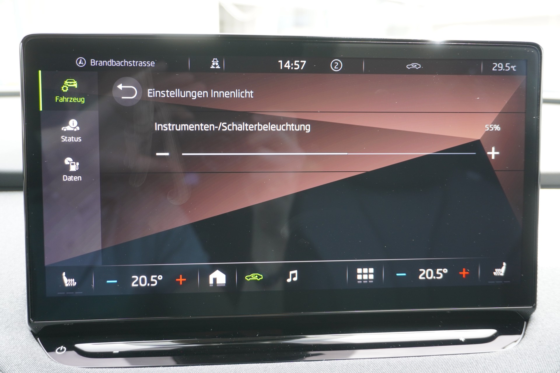 SKODA Enyaq iV 80-image-22