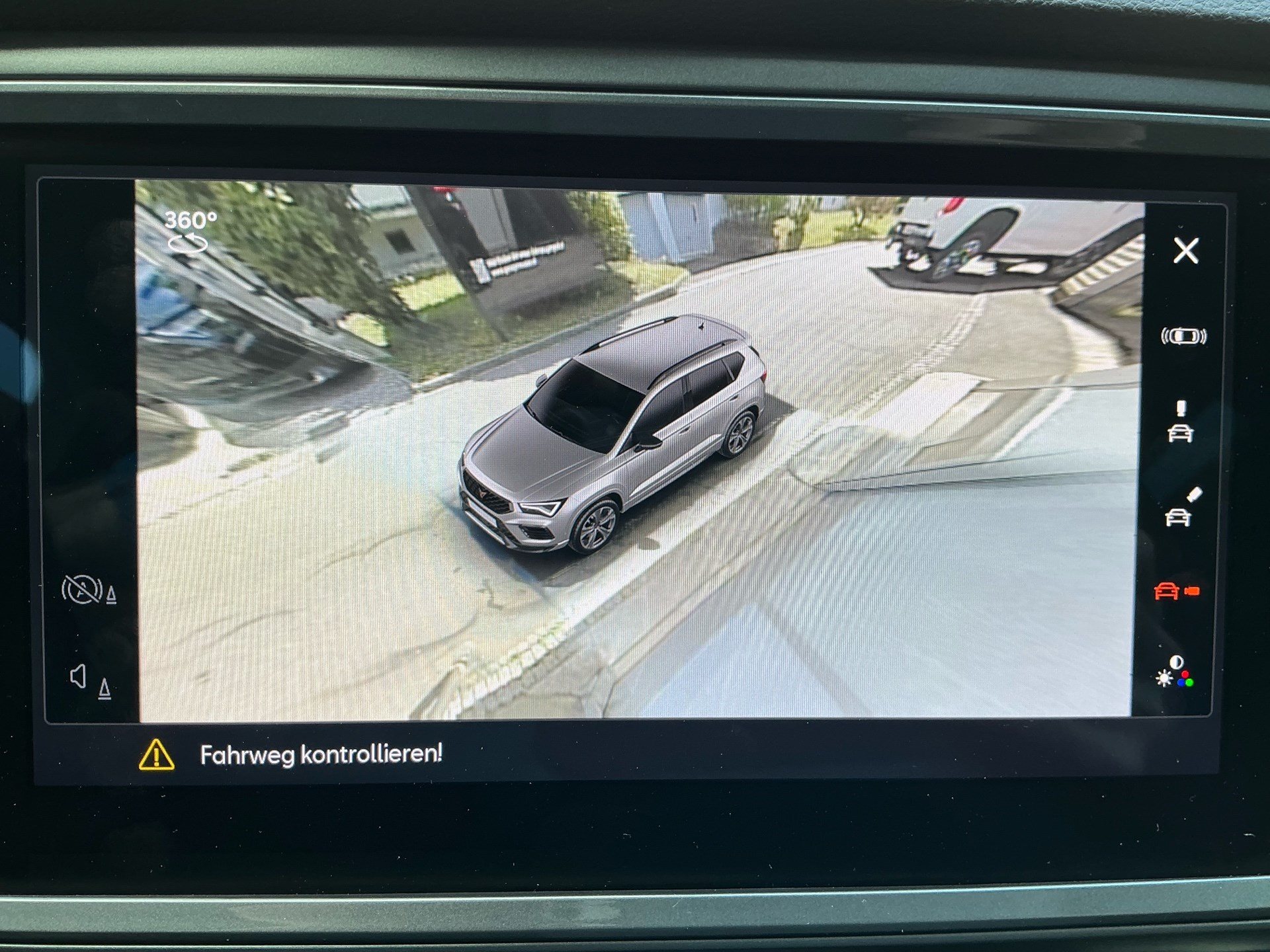 CUPRA Ateca 2.0 TSI 4Drive *** 360° KAMERA & ELEKTRISCHER FAHRERSITZ MIT MEMORY ***-image-22