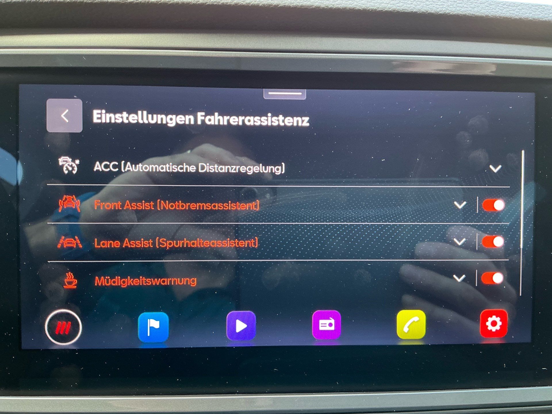 CUPRA Ateca 2.0 TSI 4Drive *** 360° KAMERA & ELEKTRISCHER FAHRERSITZ MIT MEMORY ***-image-24