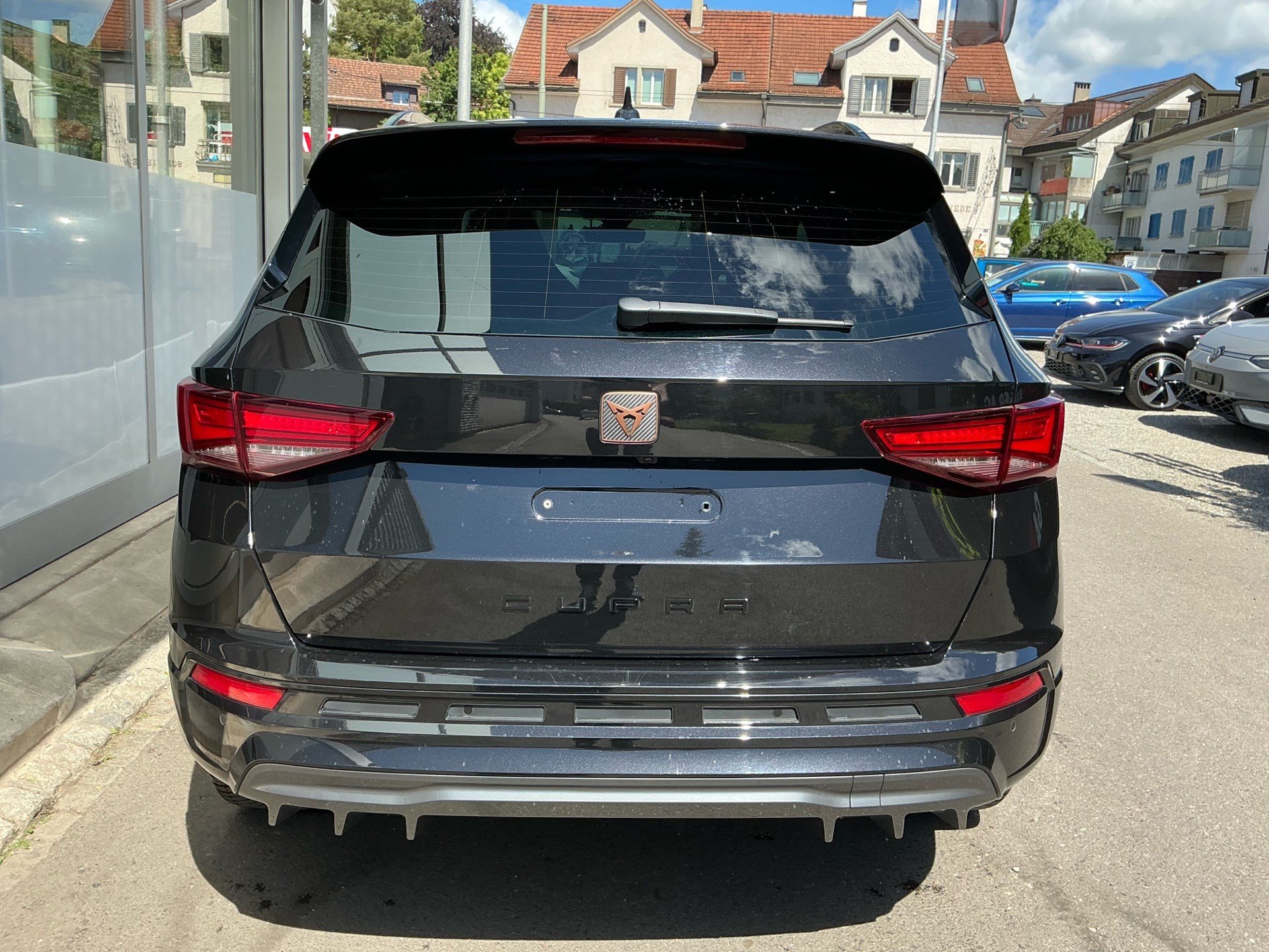 CUPRA Ateca 2.0 TSI 4Drive *** 360° KAMERA & ELEKTRISCHER FAHRERSITZ MIT MEMORY ***-image-4