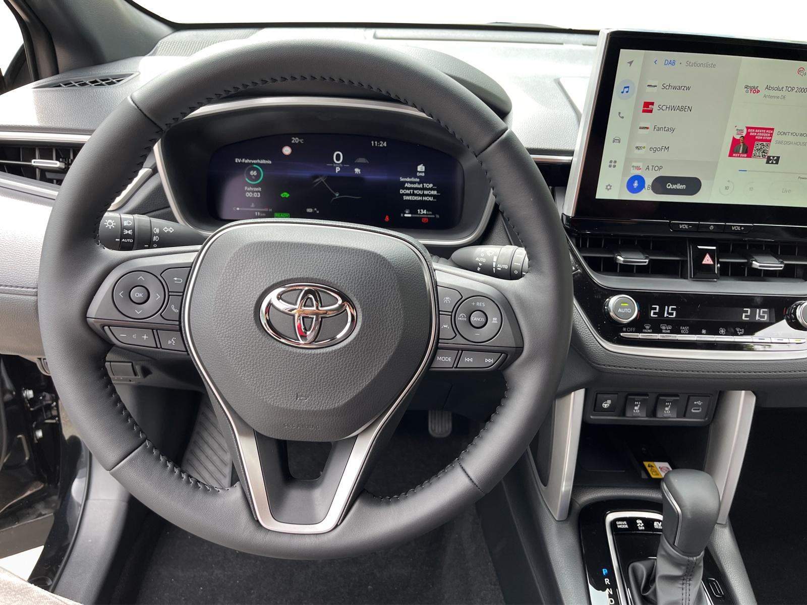 TOYOTA Corolla Cross 2.0 HSD Trend AWD-i-image-6
