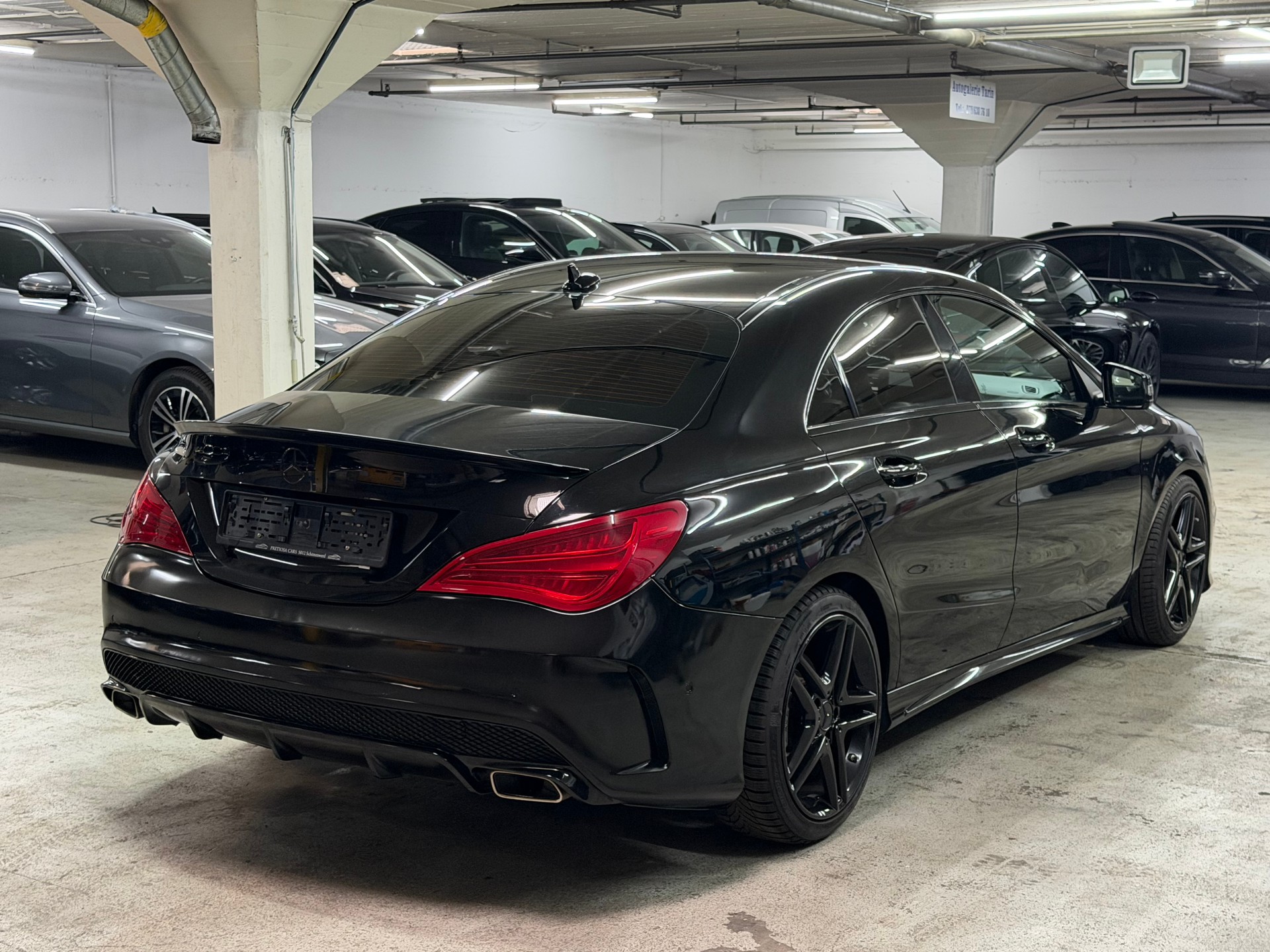 MERCEDES-BENZ CLA 180 AMG Line 7G-DCT-image-3