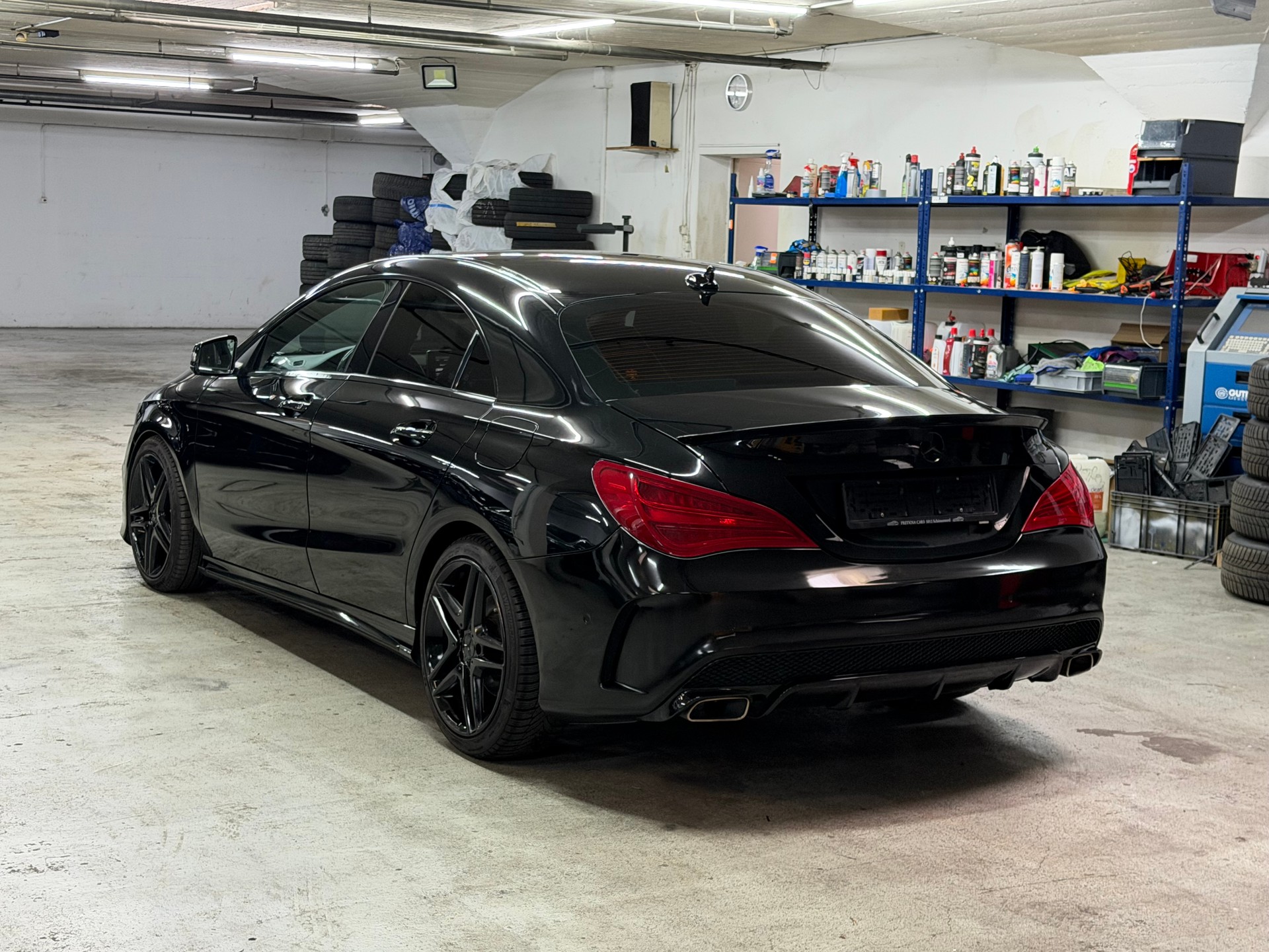 MERCEDES-BENZ CLA 180 AMG Line 7G-DCT-image-7
