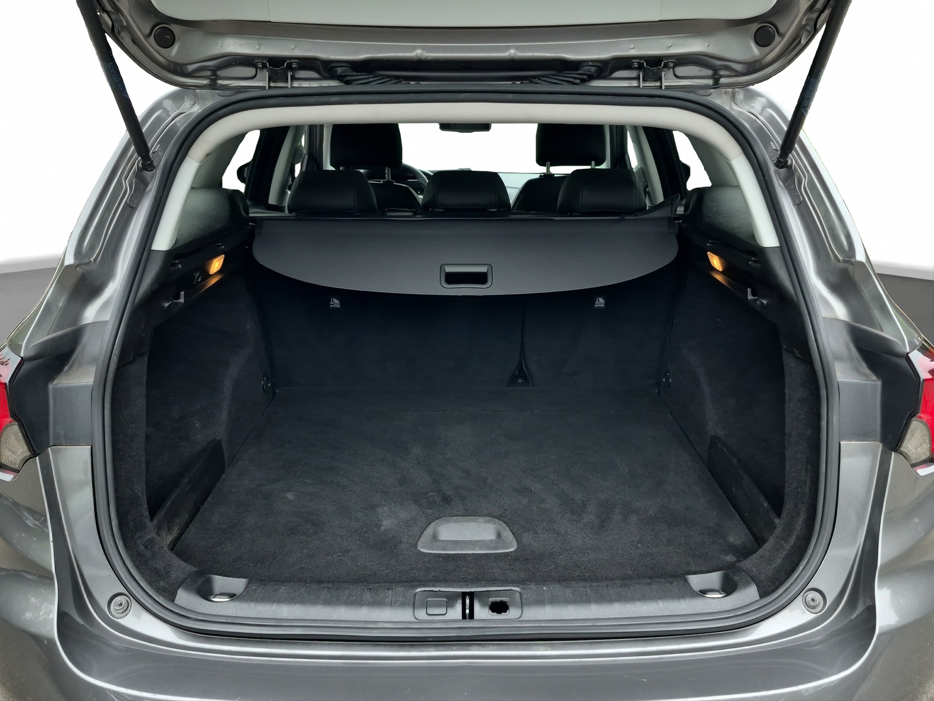FIAT Tipo 1.6MJ Station Wagon Lounge DCT-image-10