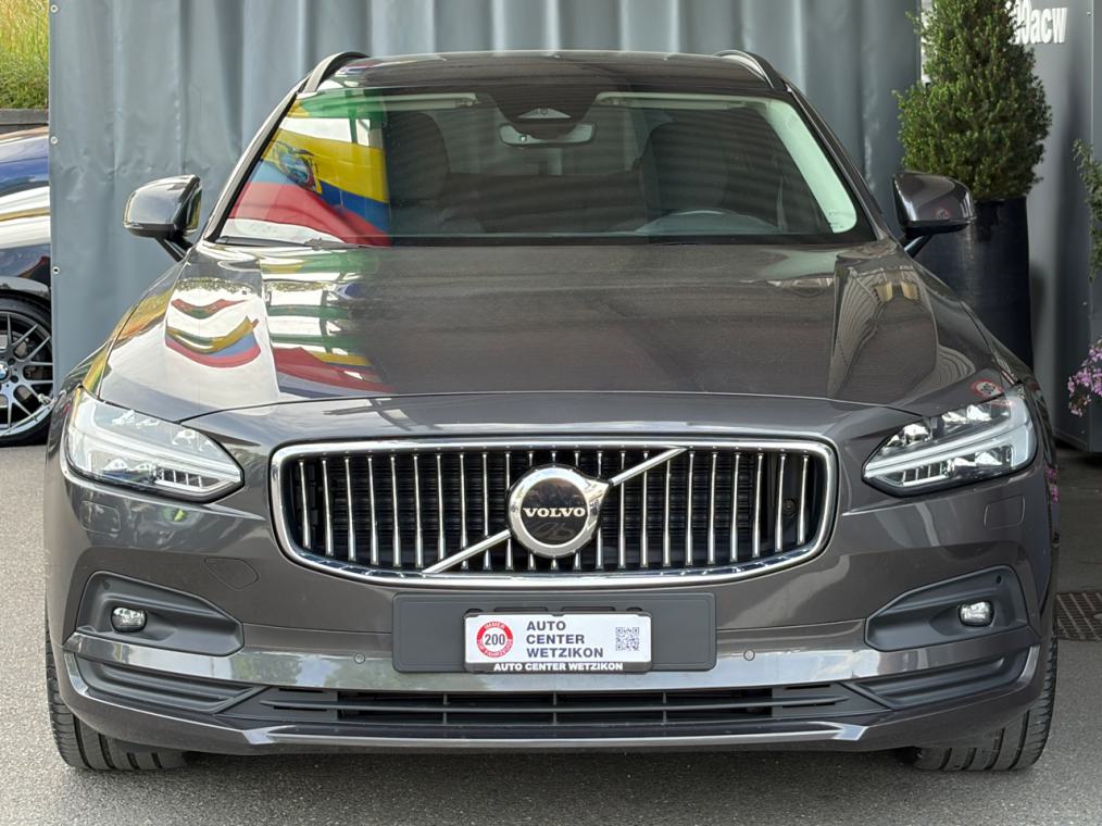 VOLVO V90 B4 Diesel Mild-Hybrid Momentum AWD-image-0
