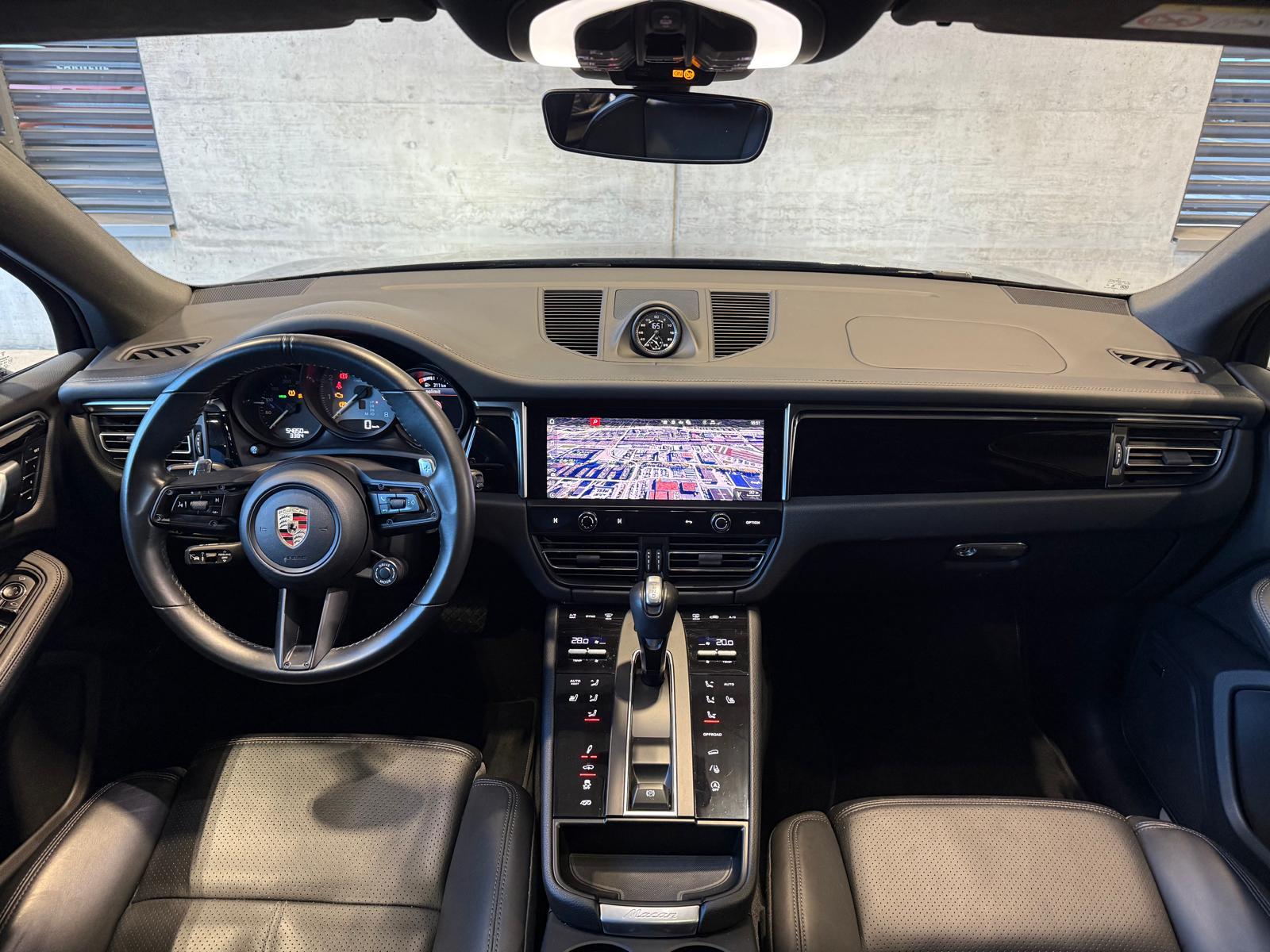 PORSCHE Macan S PDK-image-9