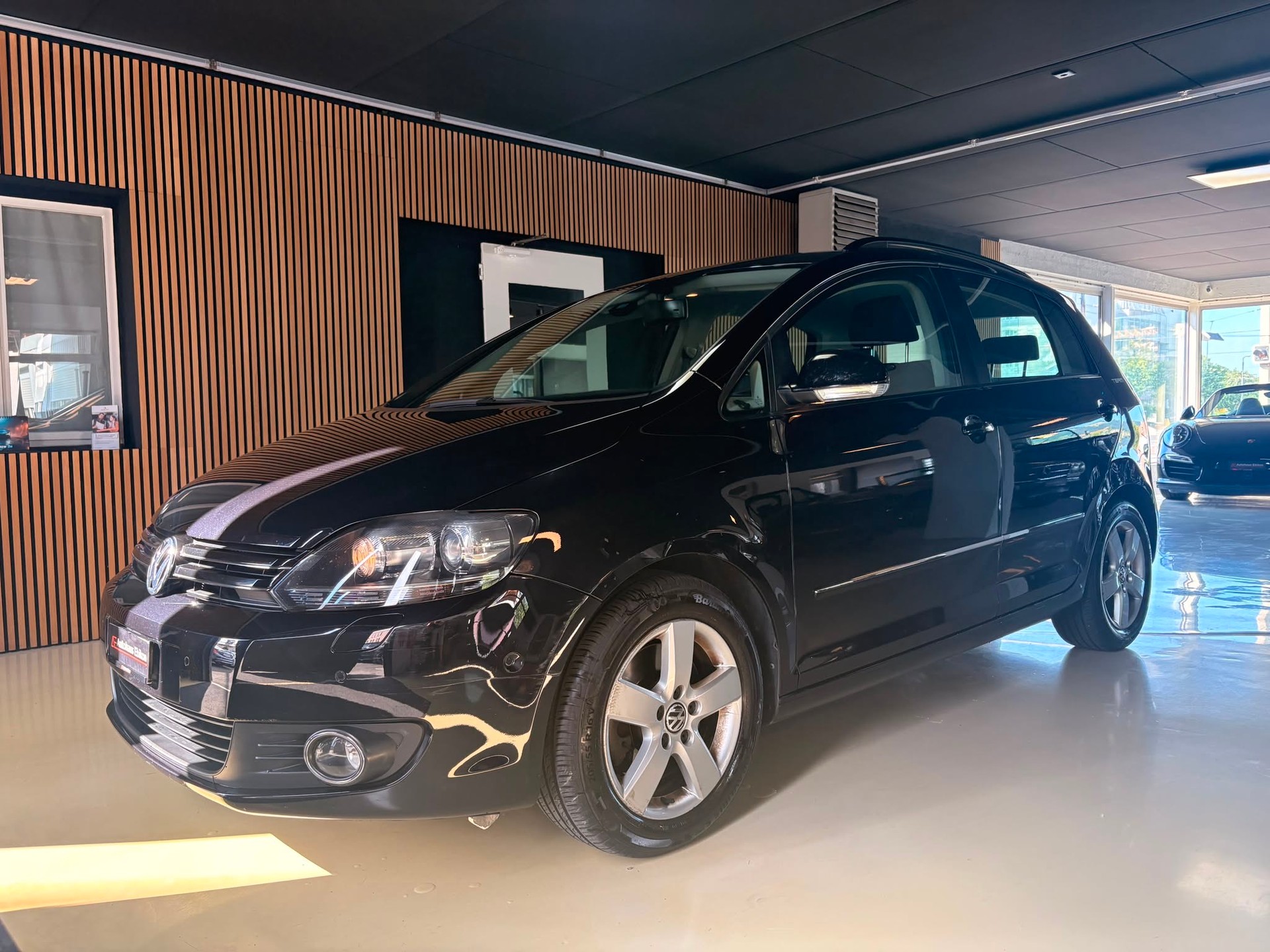 VW Golf Plus 1.4 TSI Highline DSG-showroom-element-1