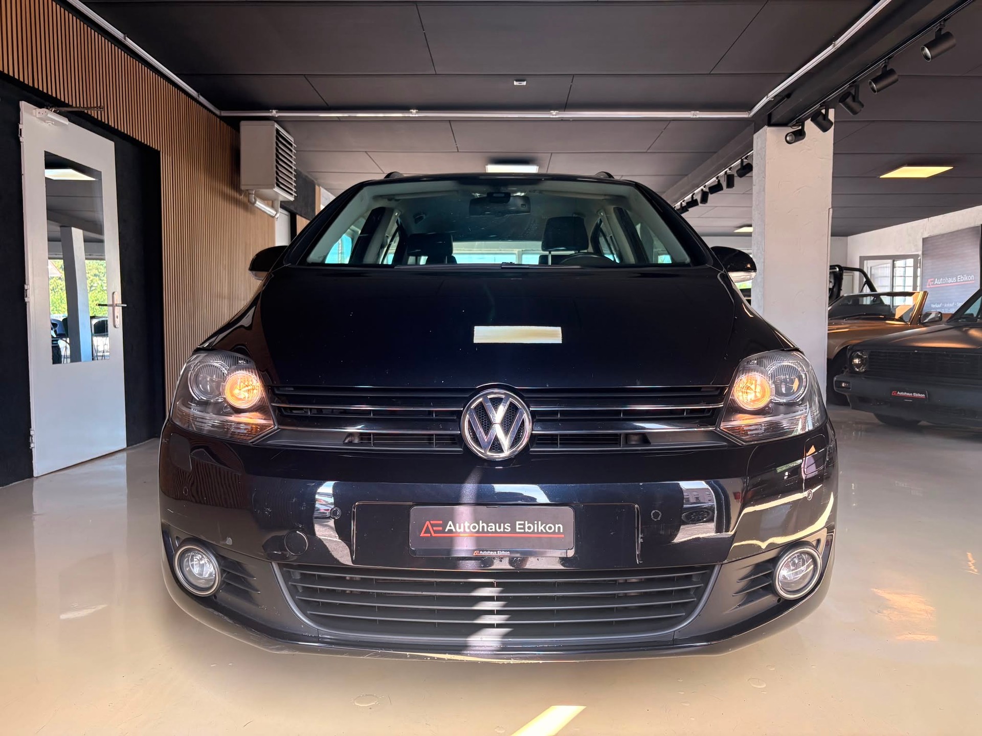 VW Golf Plus 1.4 TSI Highline DSG-showroom-element-2