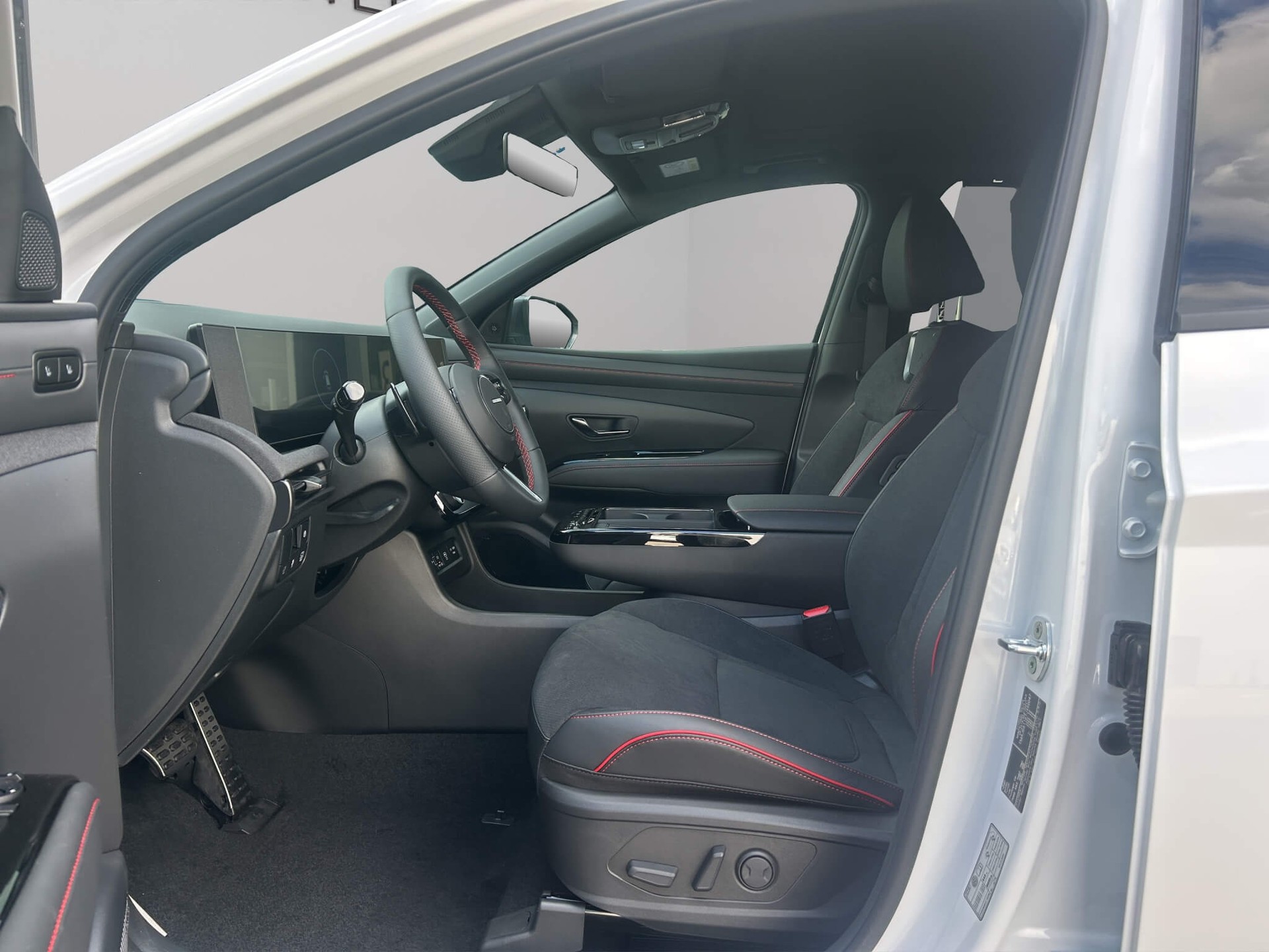 HYUNDAI Tucson 1.6 T-GDi HEV N-Line 4WD-image-6
