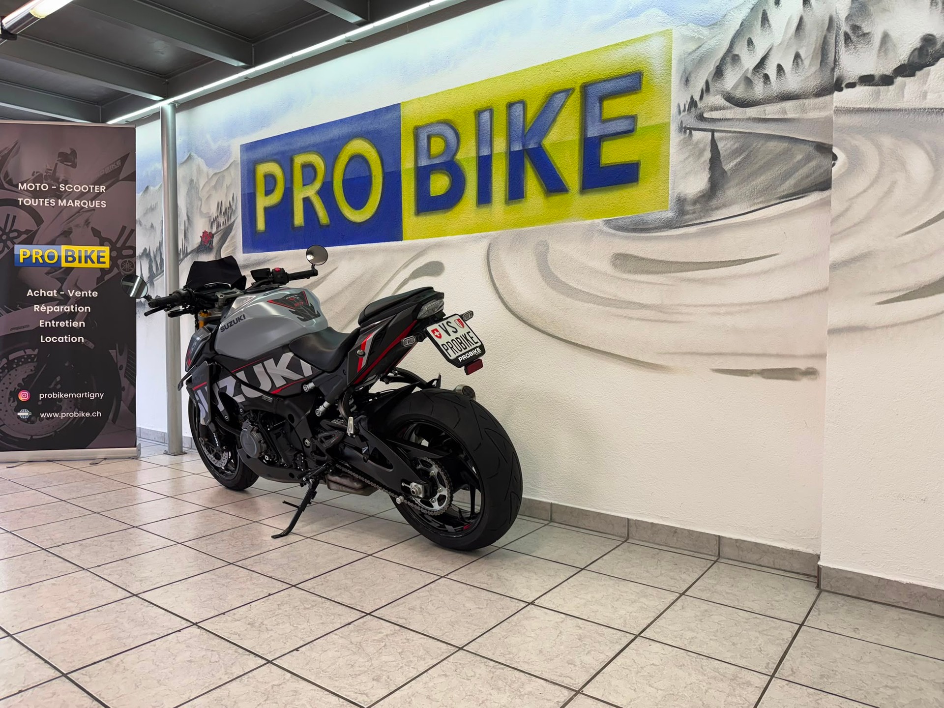 SUZUKI GSX-S 1000-showroom-element-3