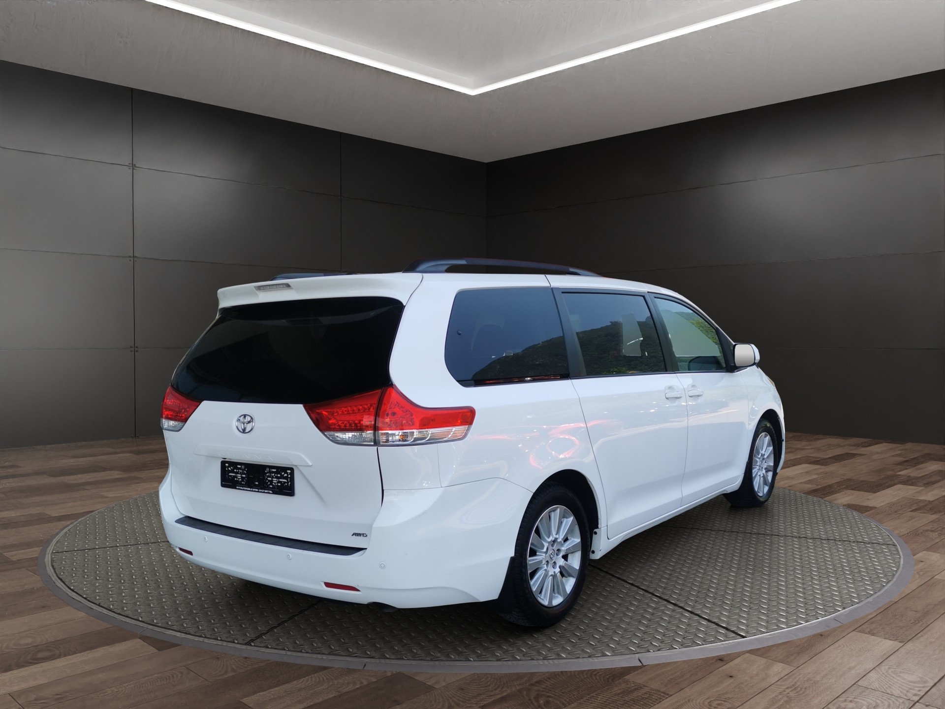 TOYOTA Sienna 3.5 A 4WD-image-5